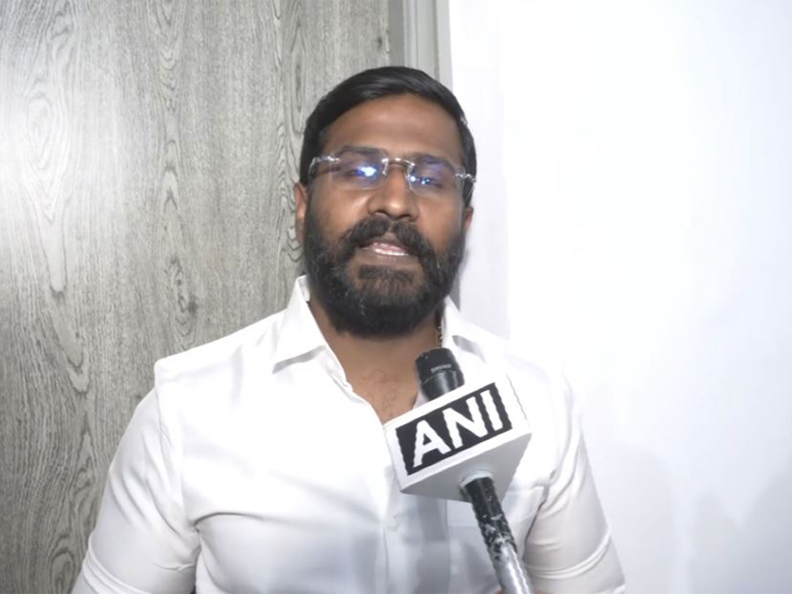Congress leader Balmoor Venkat (Photo/ANI)