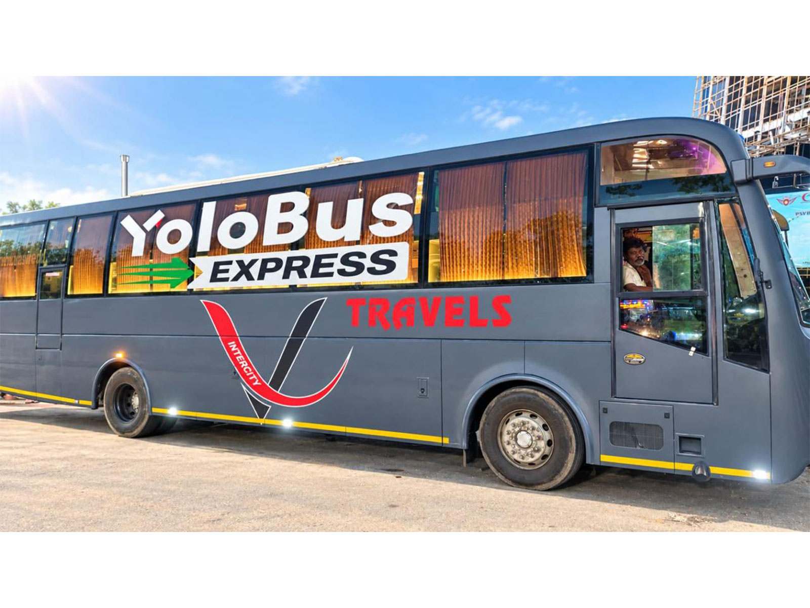 Yolo Bus (Photo/ EaseMyTrip)