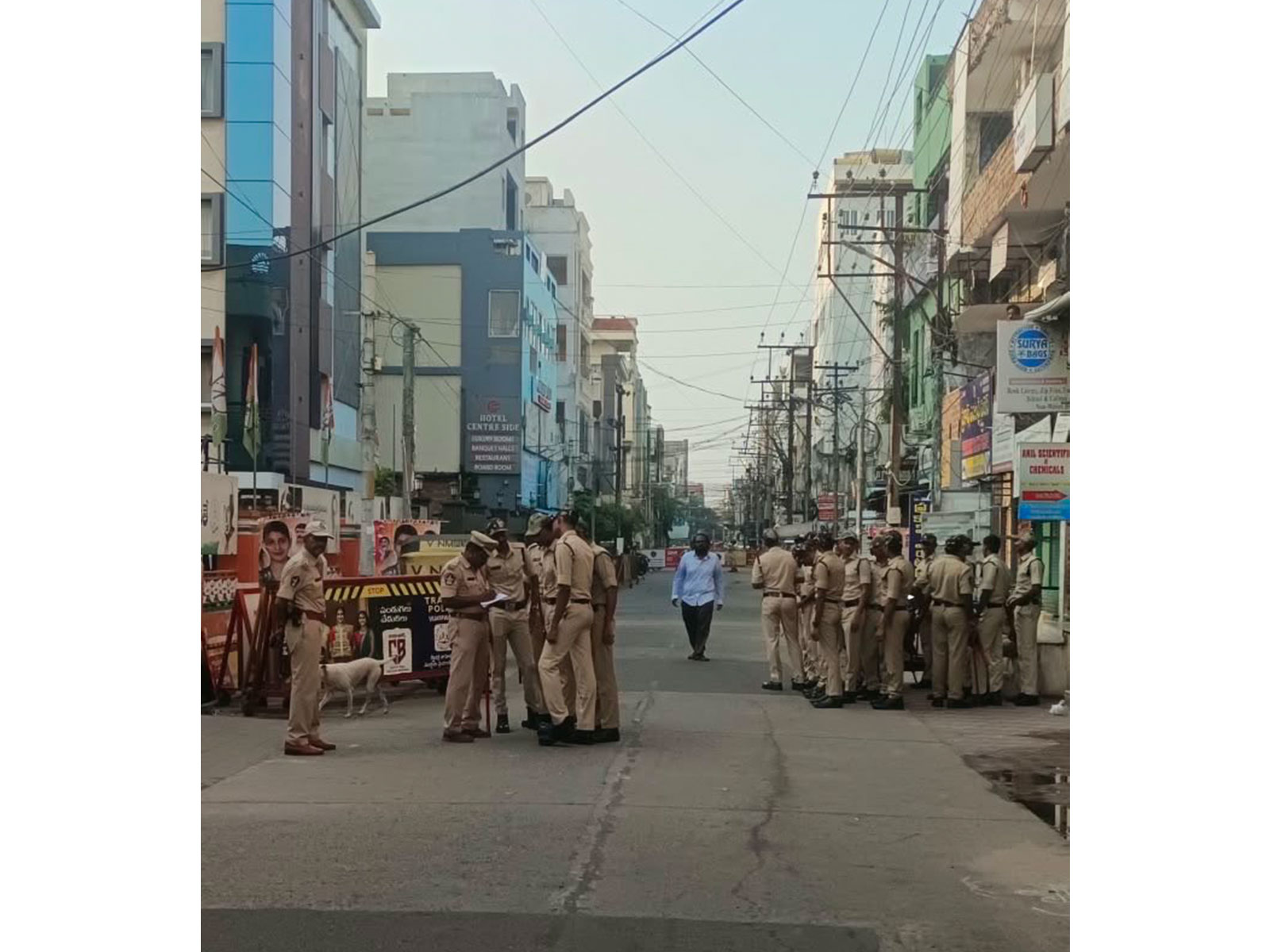 APCC President flags heavy police deployment in Vijayawada (Photo/@realyssharmila)