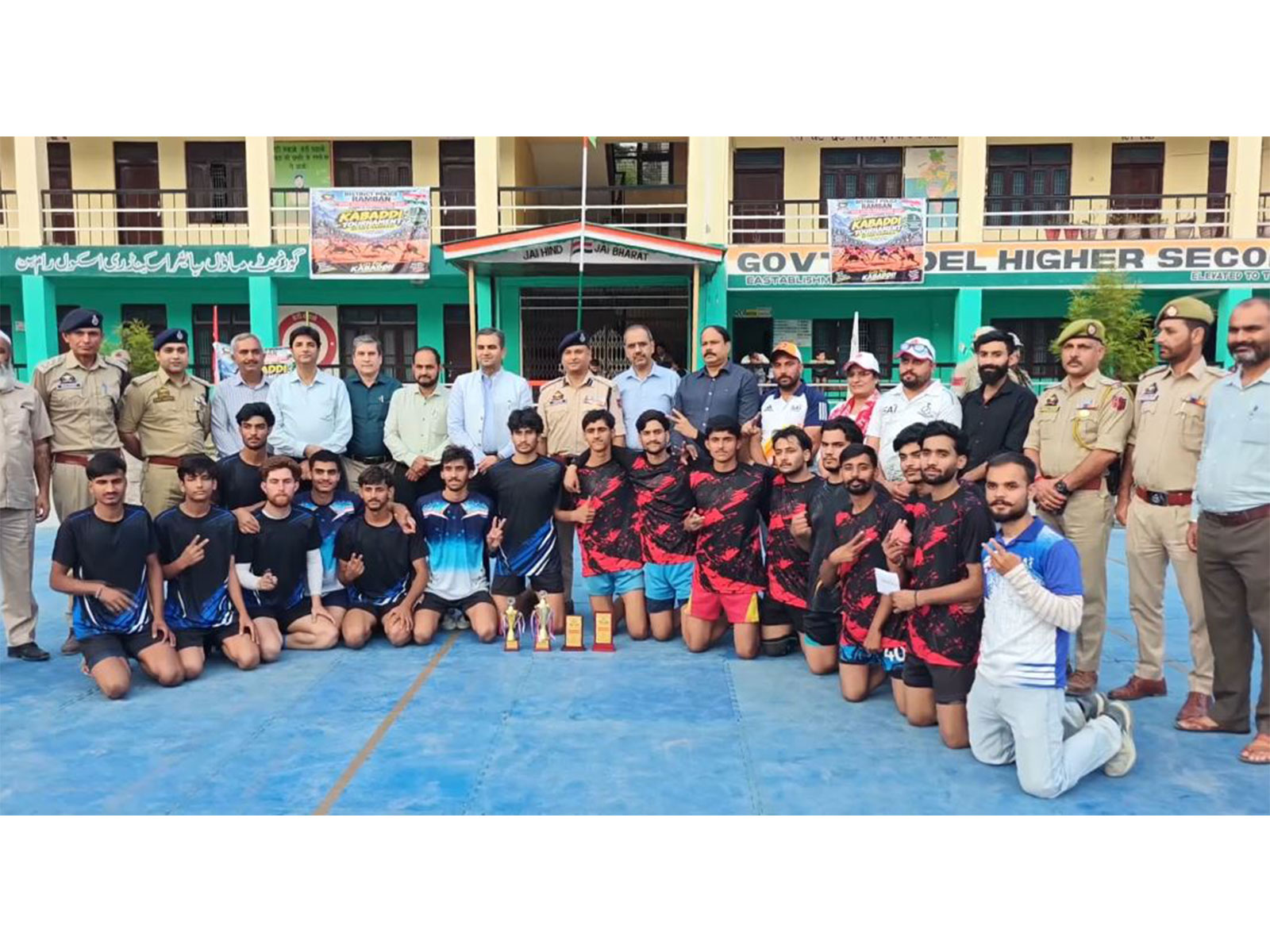 Ramban Kabaddi players with J-K Police officials. (Photo: ANI)