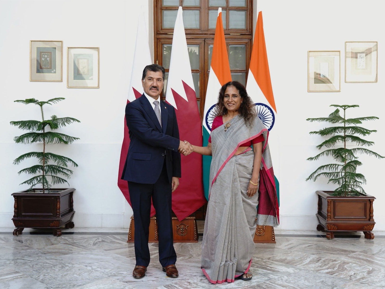 Secretary (CPV&OIA) in the Ministry of External Affairs (MEA), Sripriya Ranganathan, and Secretary General of Qatar's Ministry of Foreign Affairs, Ahmad Hassen Al-Hammadi (Photo/X@MEAIndia)