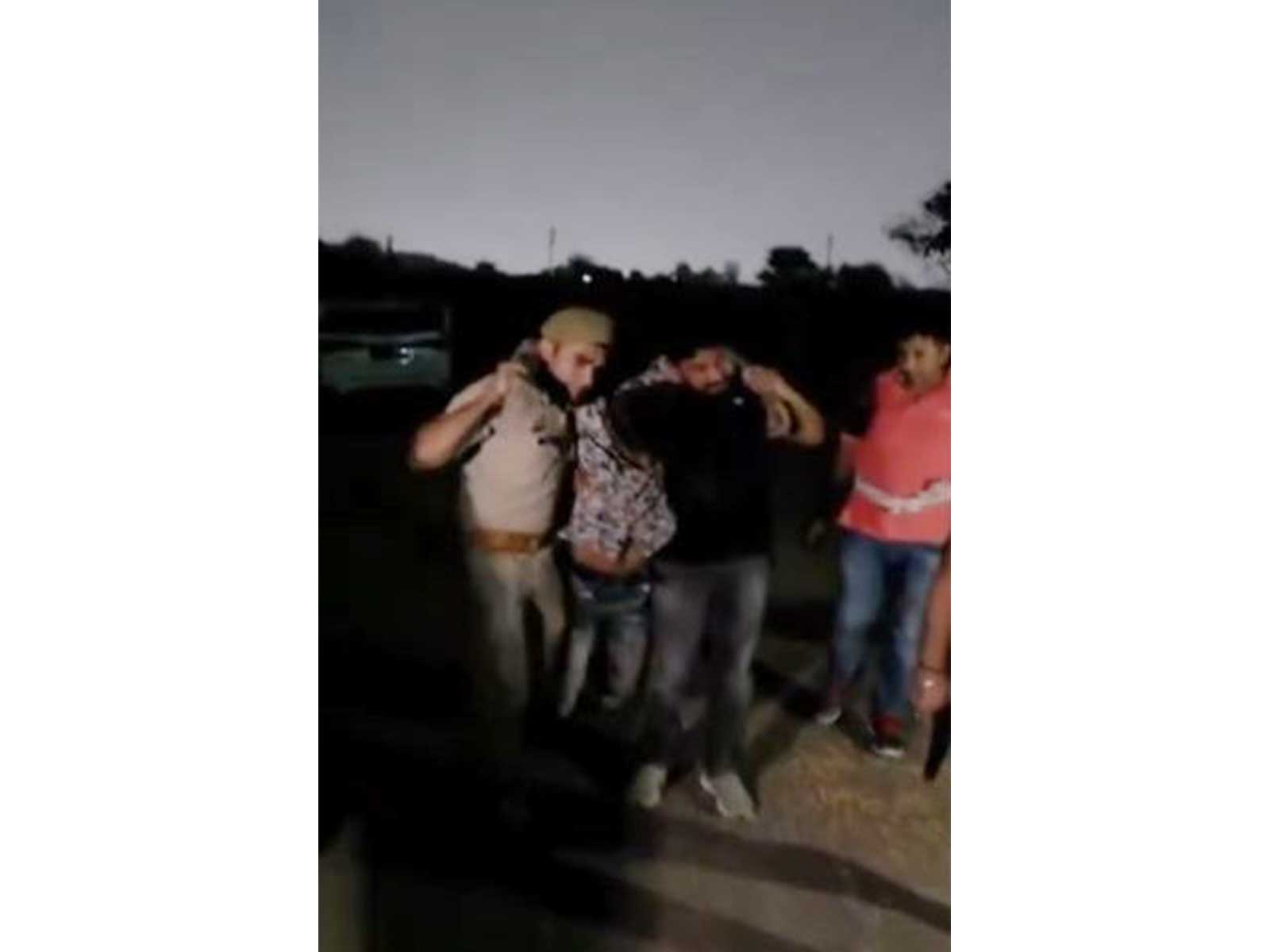 Police Commissioner, the Crime Branch and Link Road Police have successfully arrested a wanted criminal (Photo/Ghaziabad Police)