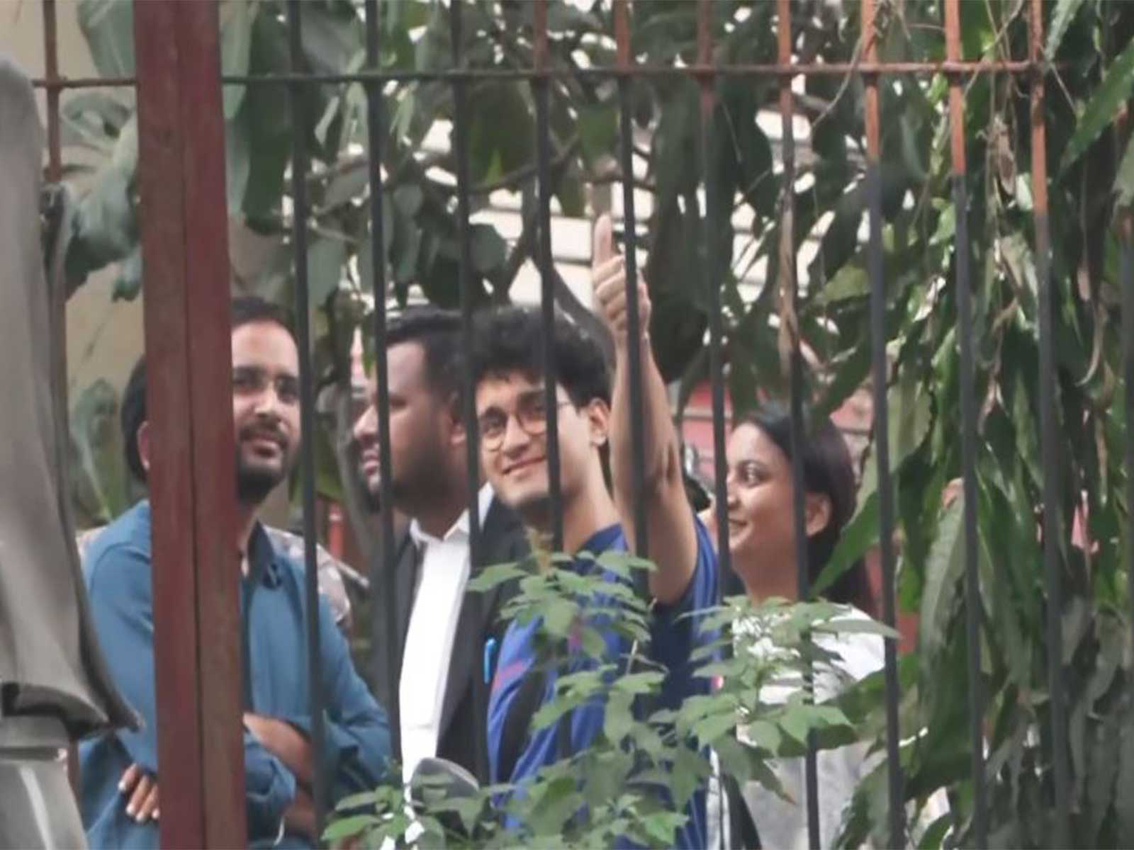 Abhijeet Dipke, Saurav Das and Ashutosh Ranka after their release (Photo/ANI)