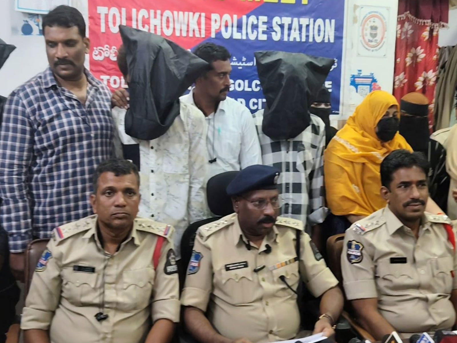 Accused apprehended by Tolichowki police (Photo/ANI)