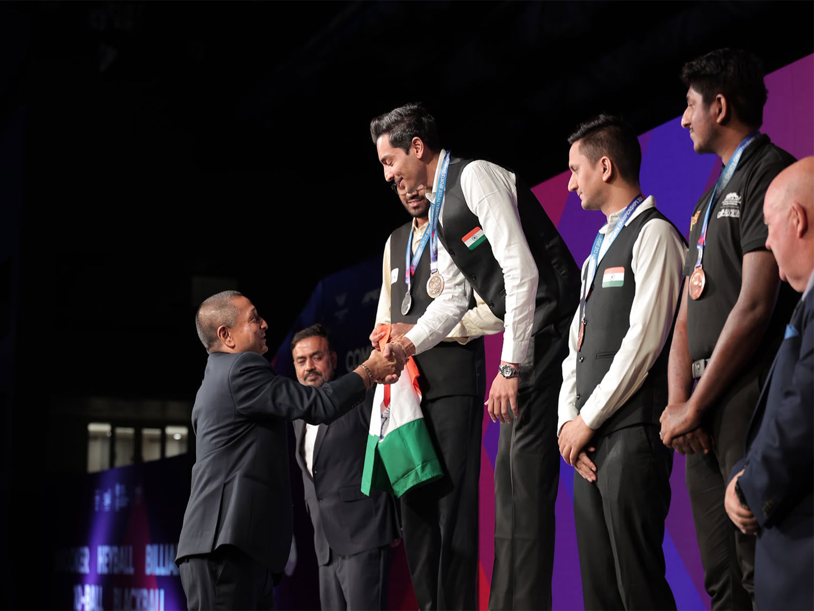Aditya Mehta after winning the gold medal. (Photo: Commonwealth Cue Sports Championships)