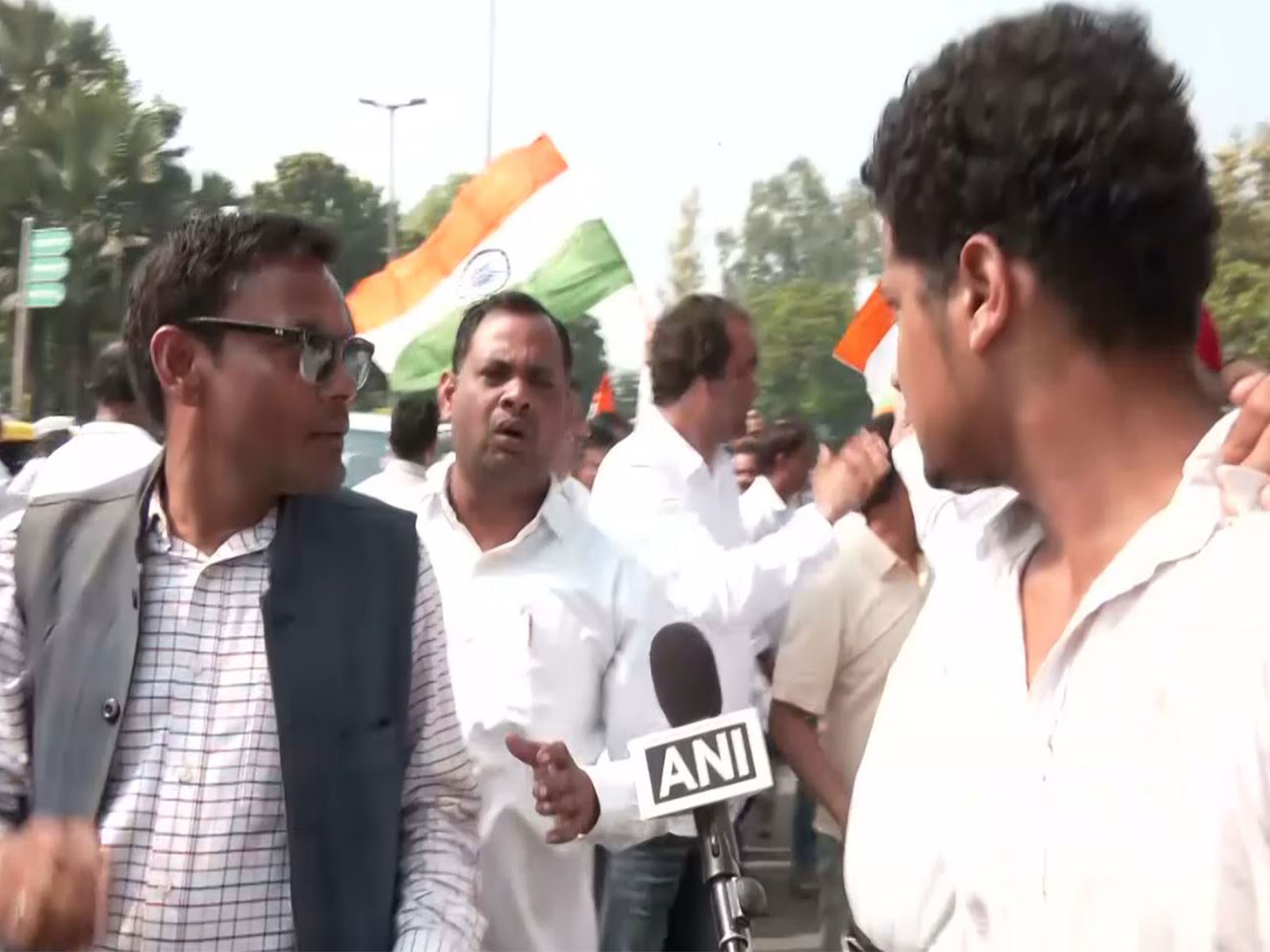 Congress cadres start protest march in Delhi (Photo/ANI)