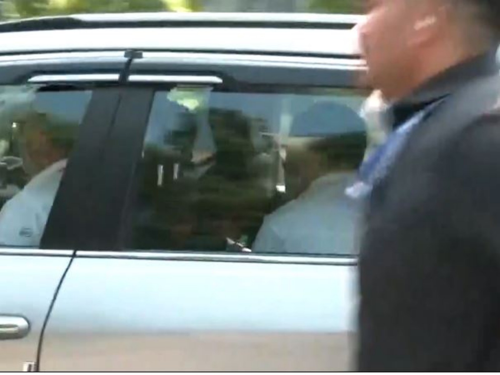 Congress MP Rahul Gandhi, Priyanka Gandhi Vadra reached the Constitution Club (Photo/ANI)