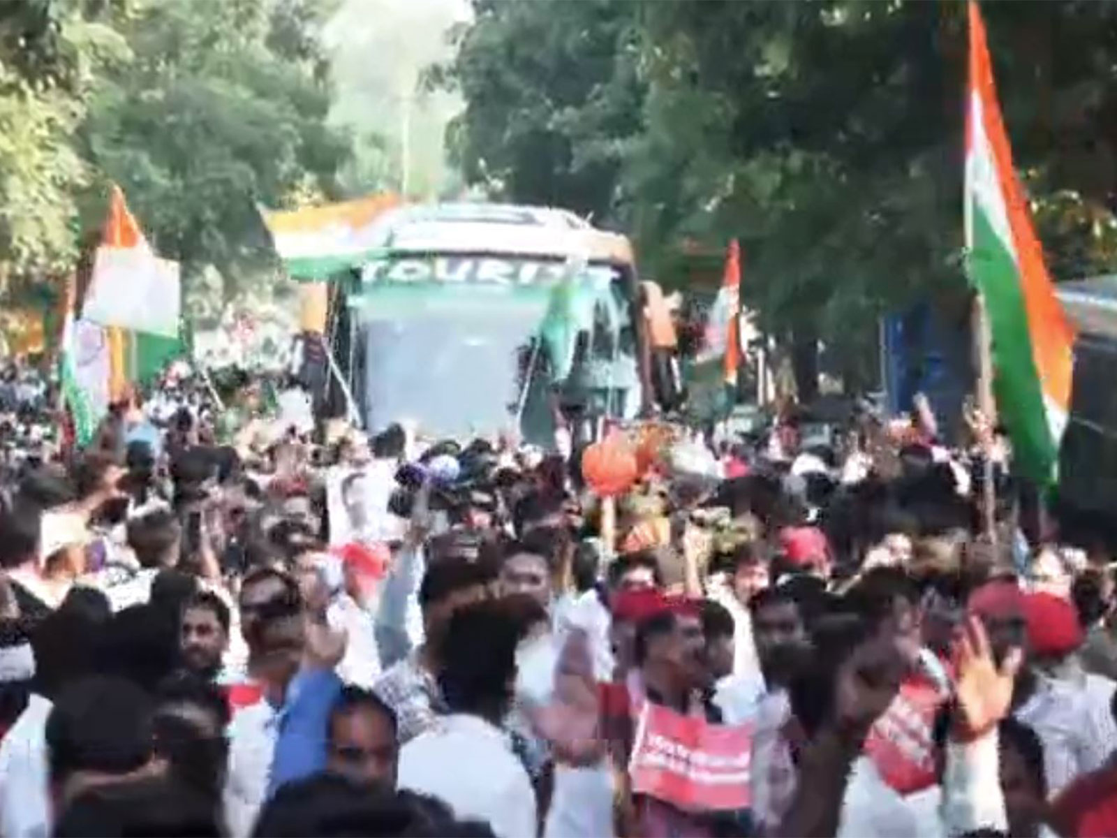INDIA bloc MPs protest against EC (Photo/ANI)