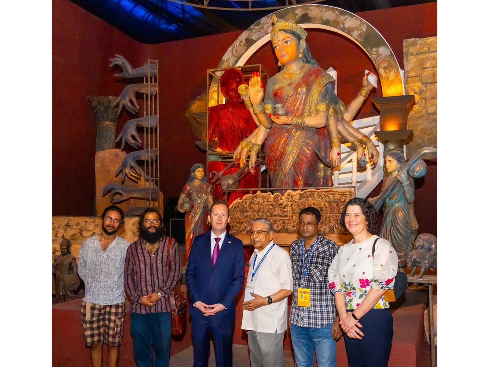 US Ambassador Sergio Gor visits Durga Puja pandals in Kolkata (Photo/X/@USAmbIndia)