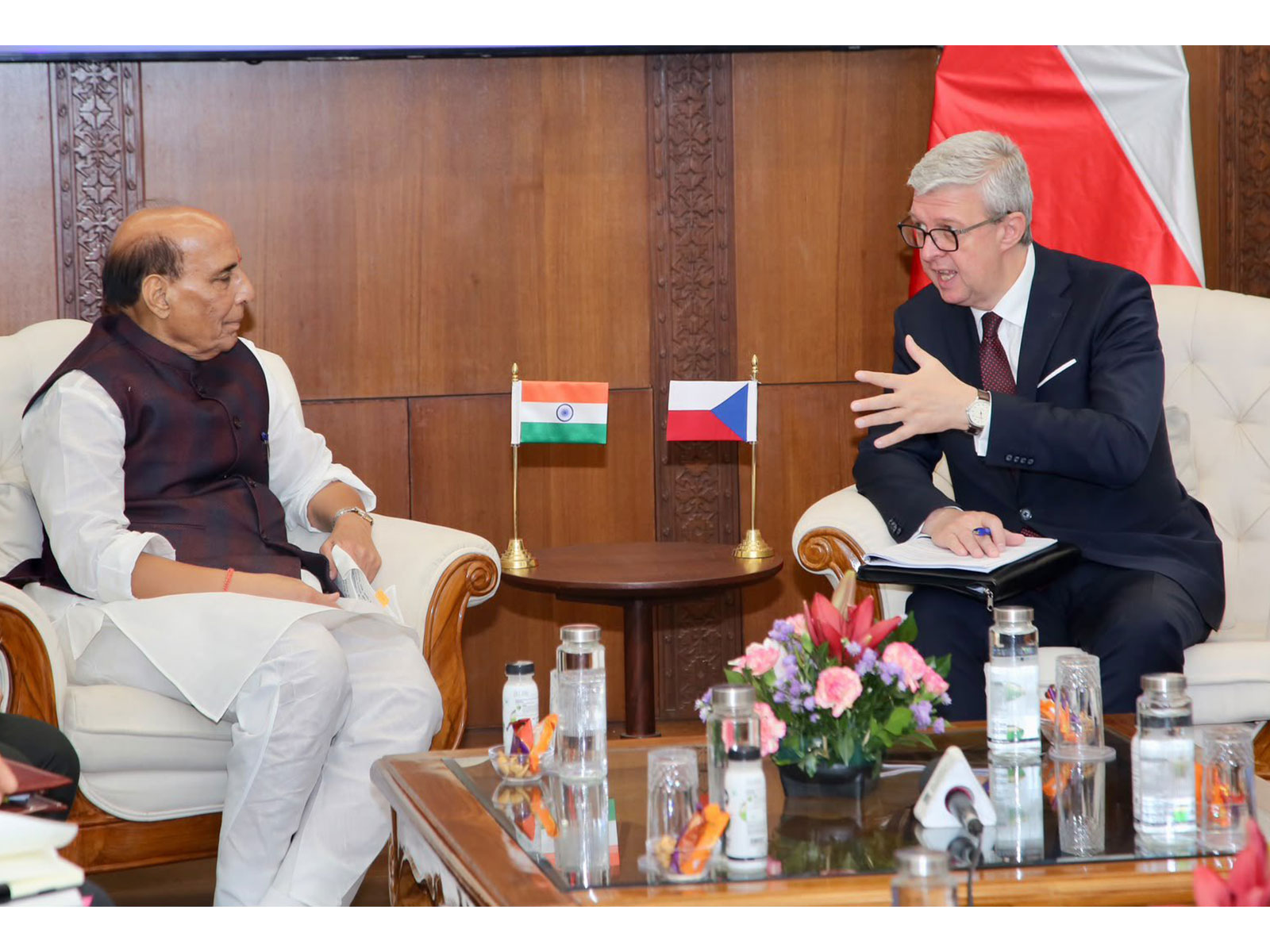 Defence Minister Rajnath Singh and Czech Republic's First Deputy Prime Minister and Minister of Industry and Trade Karel Havlíček (Photo/Xrajnathsingh)