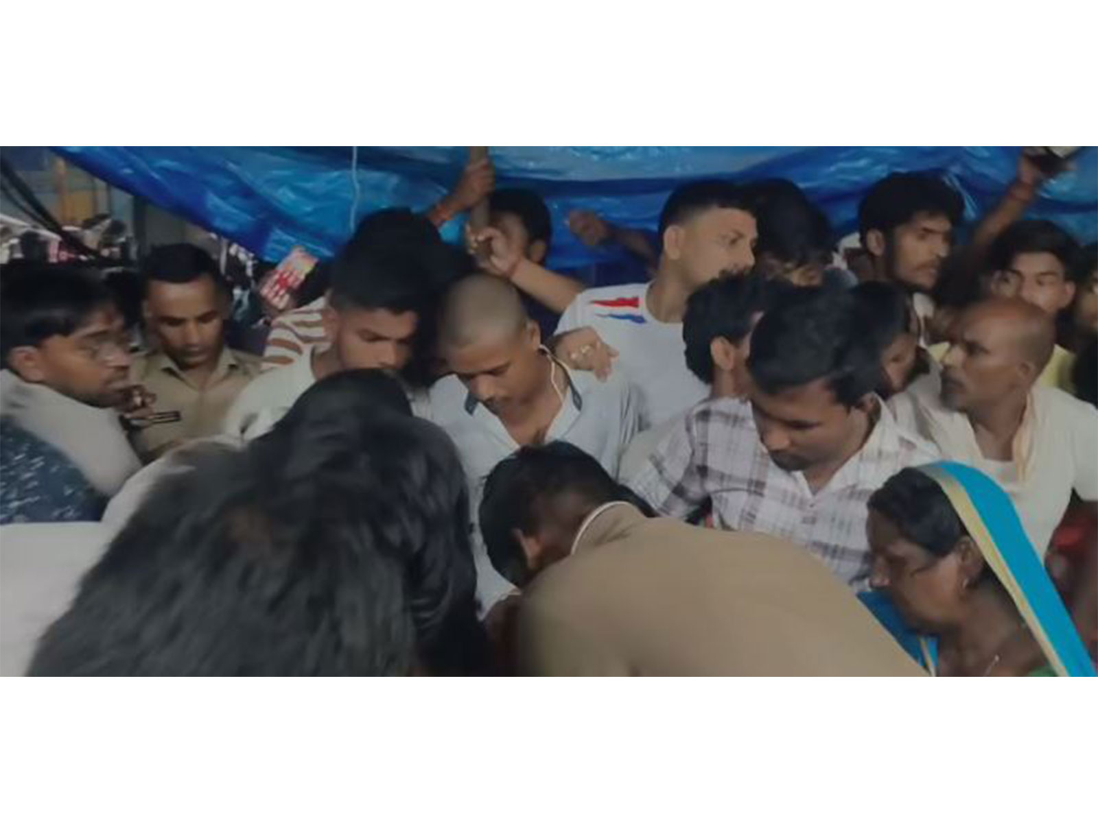 Rescue operations underway after a boat carrying around 30-35 people capsized in Bihar’s Hajipur while they were on their way to attend a feast. At least 11 deaths have been reported, with most of the deceased said to be minors. (Photo: ANI)