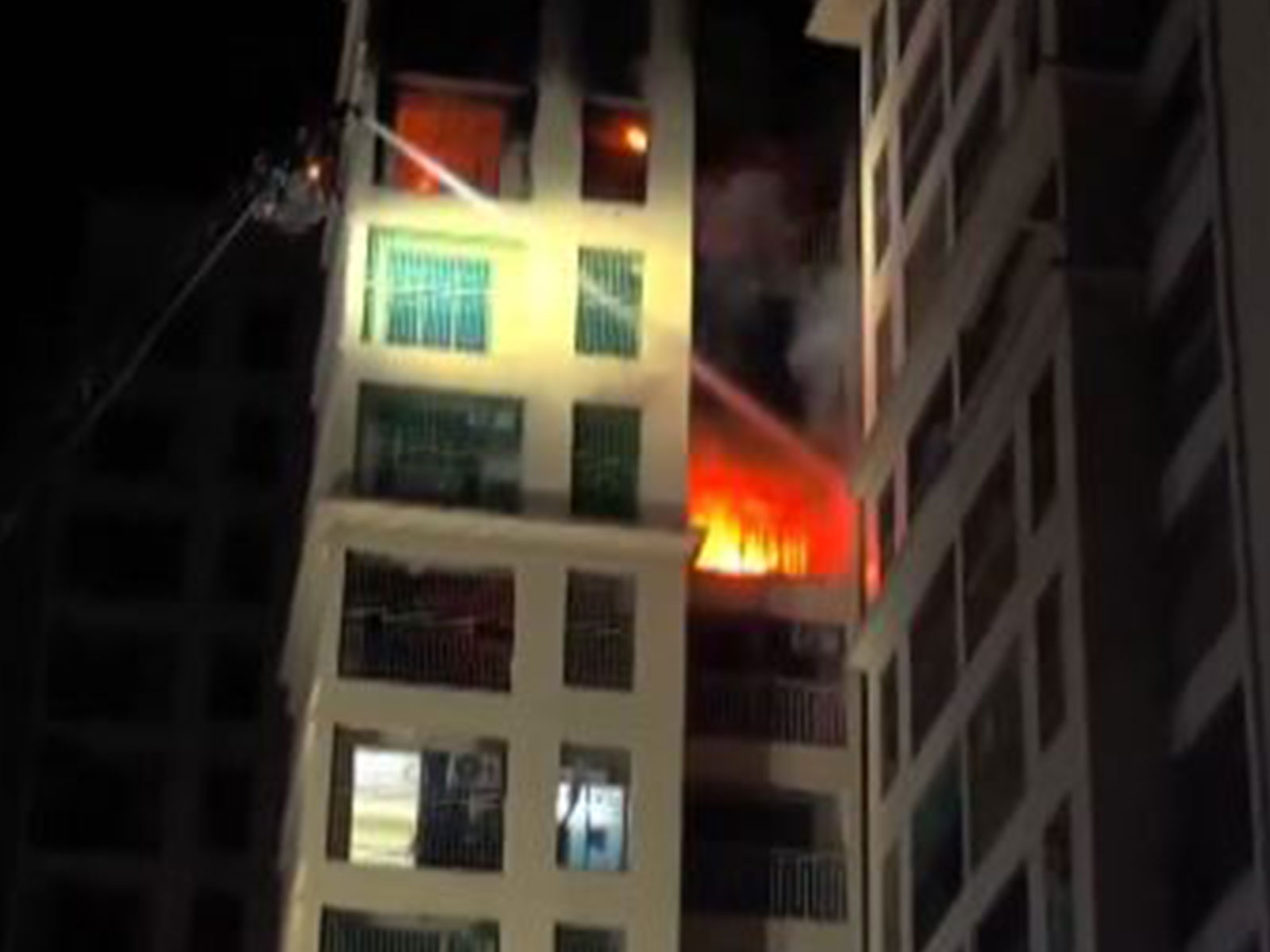 Fire broke out in the Imperial Heights building in Nalasopara (Photo/ANI)