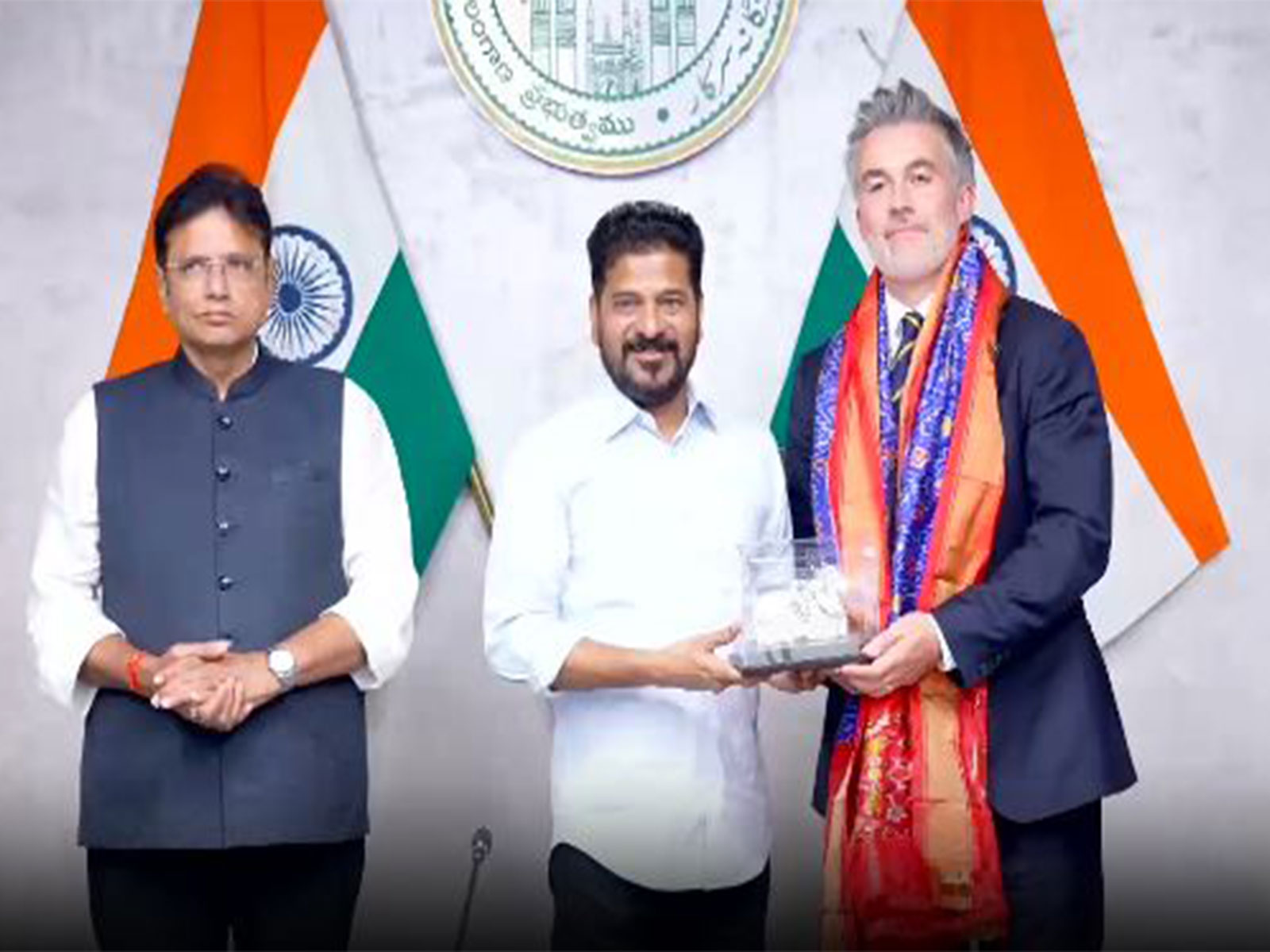 Telangana CM Revanth Reddy(M) (Photo/CMO)