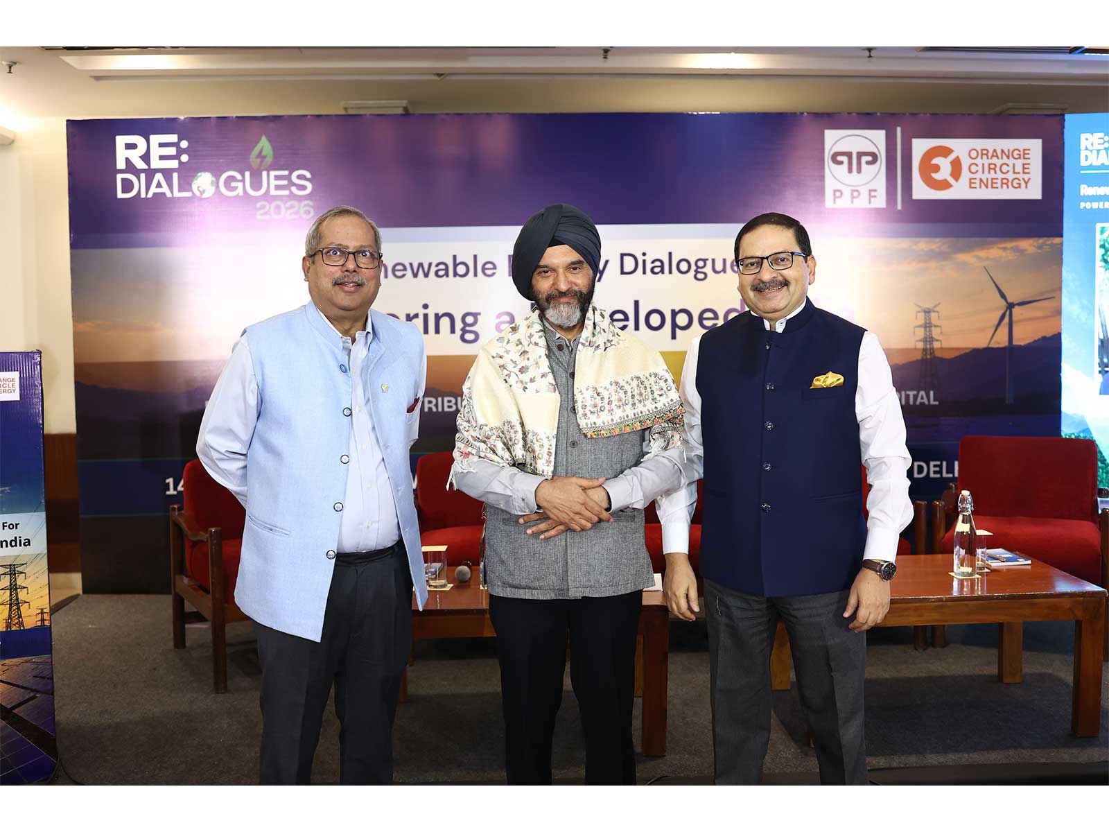 L-R: Mr Nikesh Sinha (Founder, Orange Circle Energy), Shri Bhupinder Bhalla (Former Secretary, MNRE), Mr Safi Ahsan Rizvi (IPS Retd, Former Advisor, NDMA)
