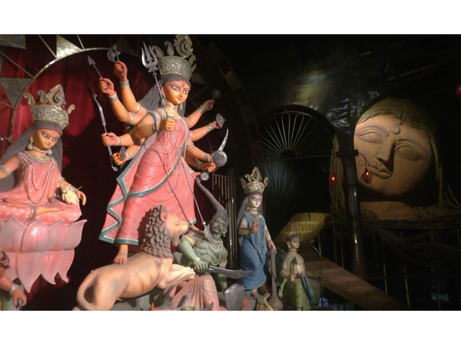 Kolkata's Durga Puja pandal (Photo/ANI)