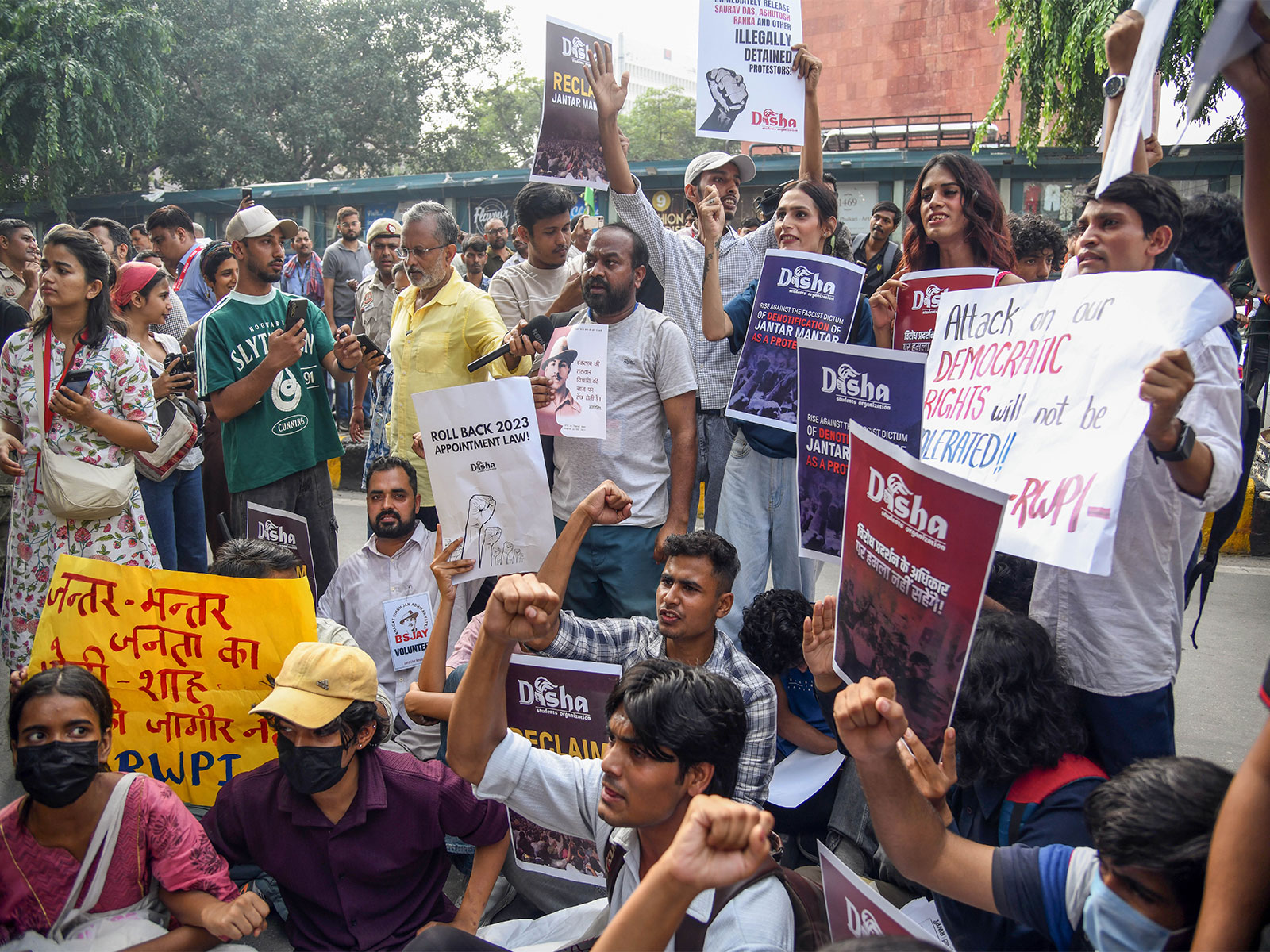 Student Organisations Protest Against CEC Gyanesh Kumar at Janpath (Photo/ANI)