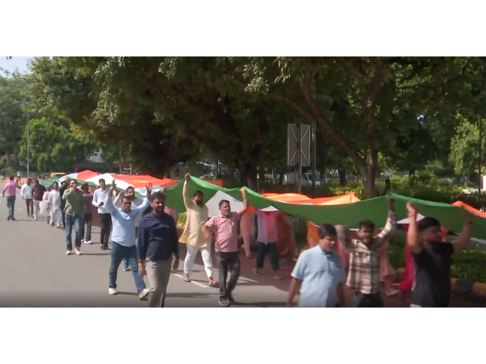 AAP workers hold ‘Tiranga rally’ protest march (Photo/ANI)