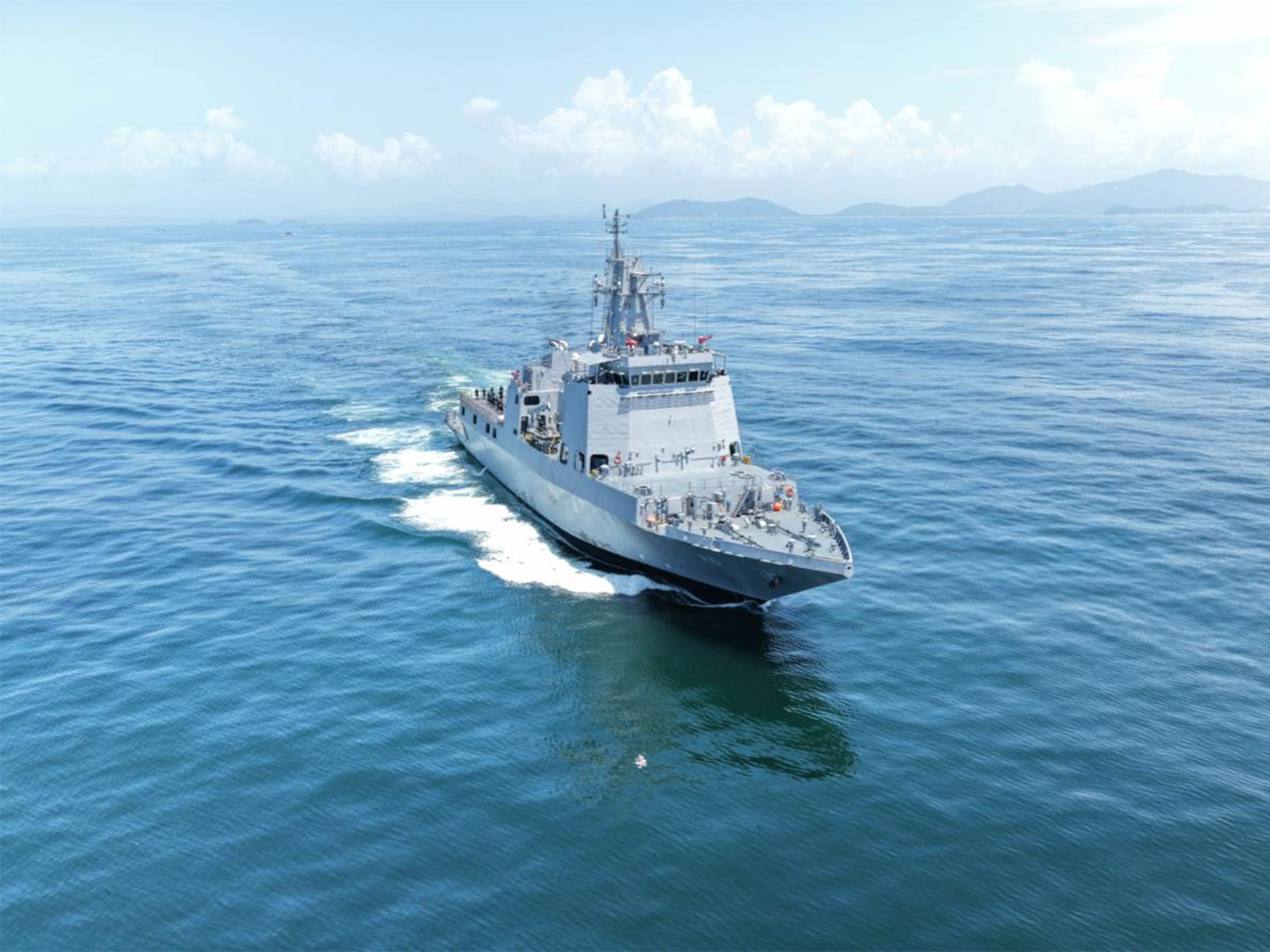Warship Samarthak (Photo/Ministry of Defence)