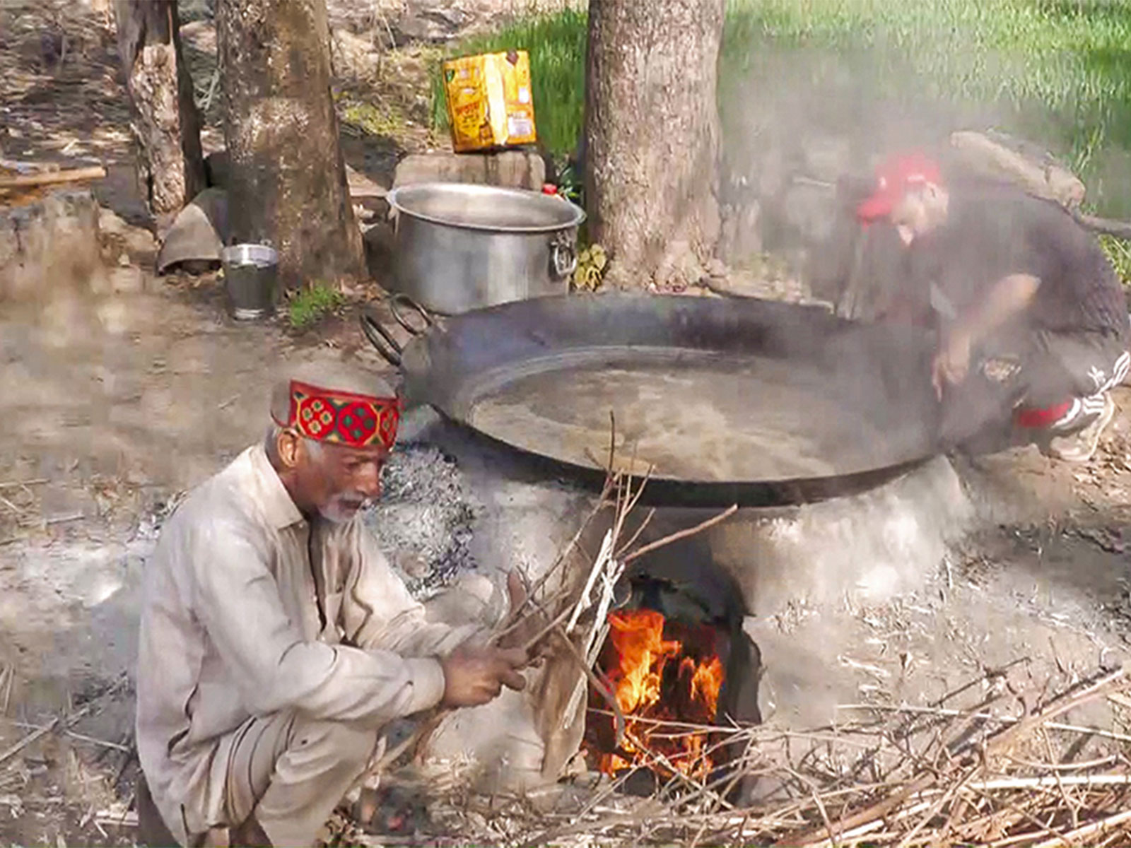 Farmers upholding decades of family legacy of producing organic jaggery (File Photo: ANI)