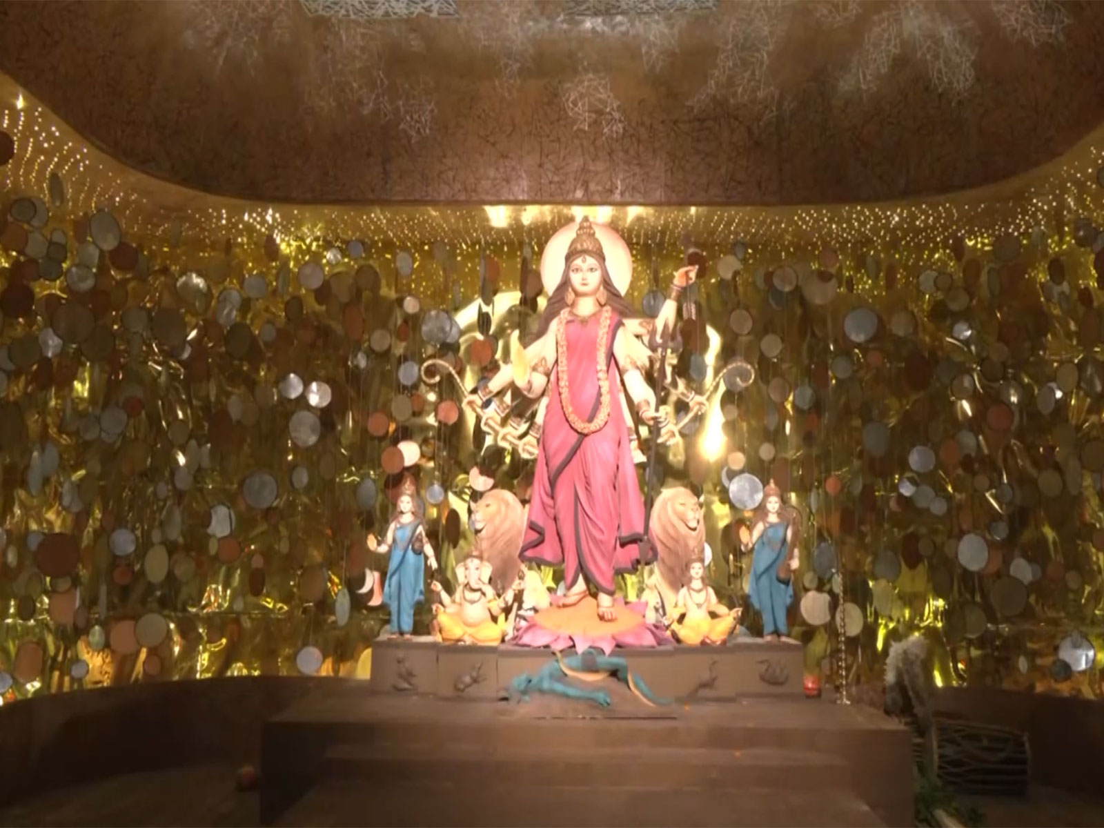 Durga Pandal by Ultadanga Bidhan Sangha (Photo/ANI)
