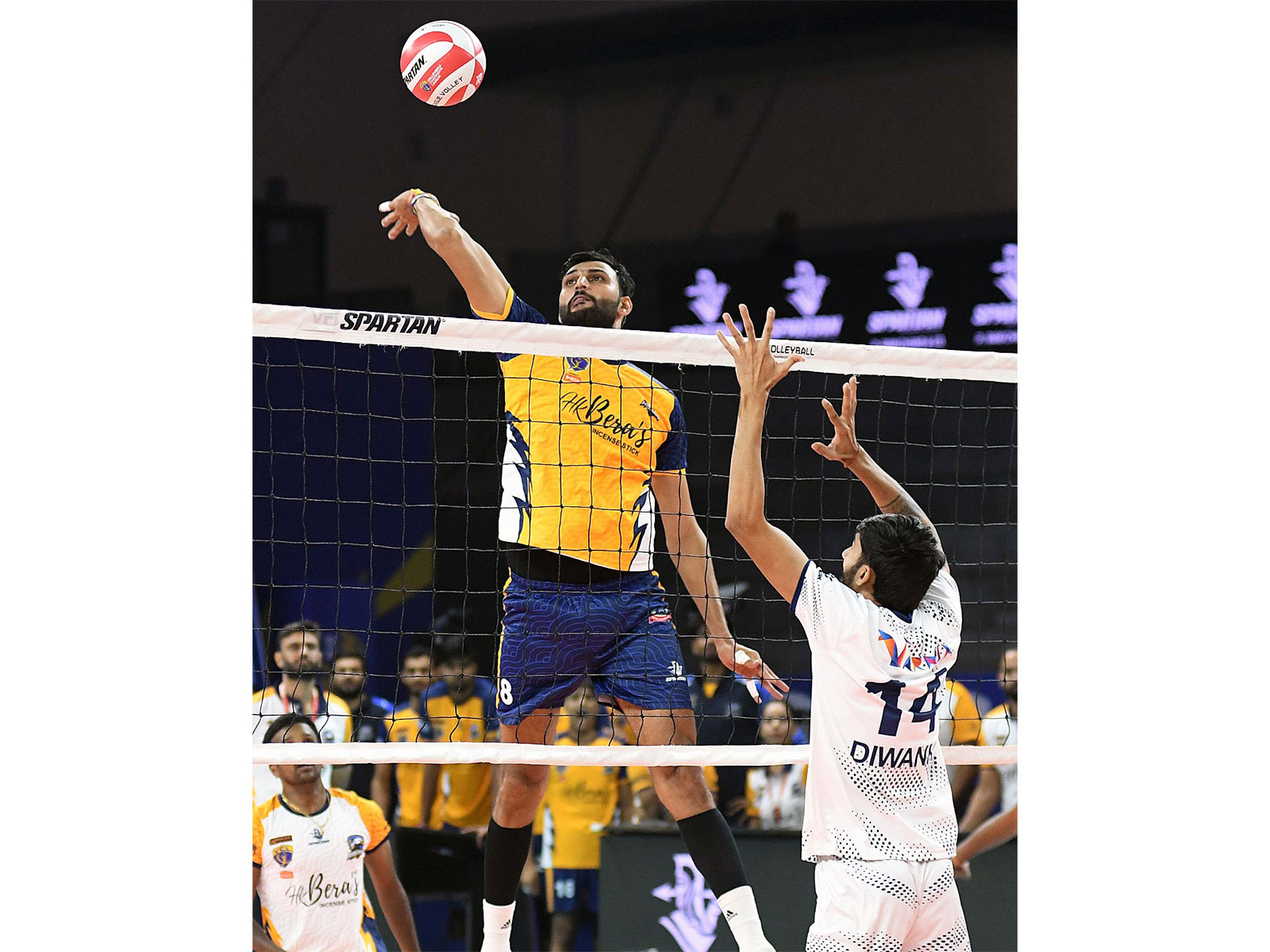 Haryana Hurricanes and Punjab AeroStrikers players in actions (Photo: VCL)