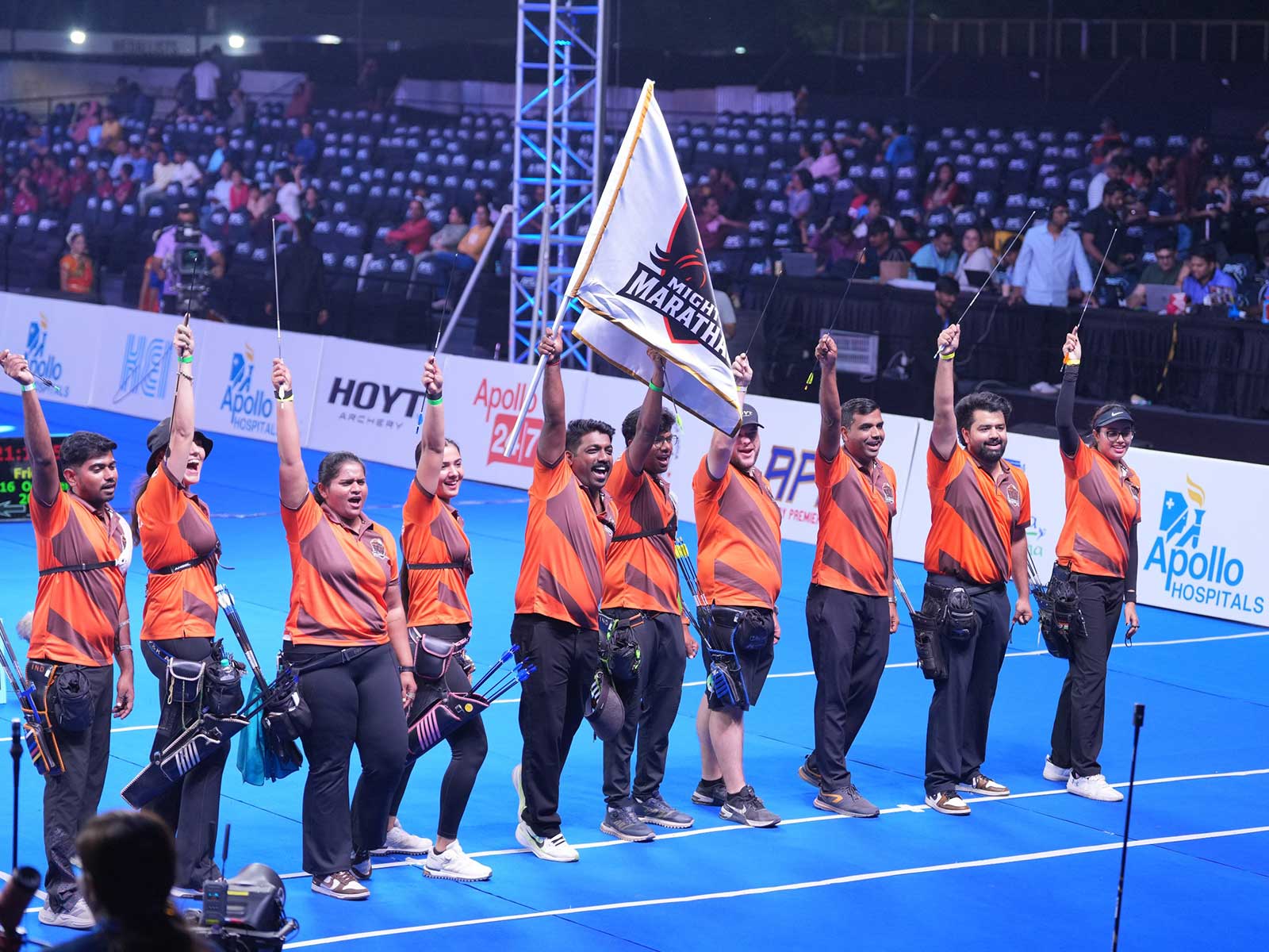 Mighty Marathas celebrating their title win (Photo: APL)