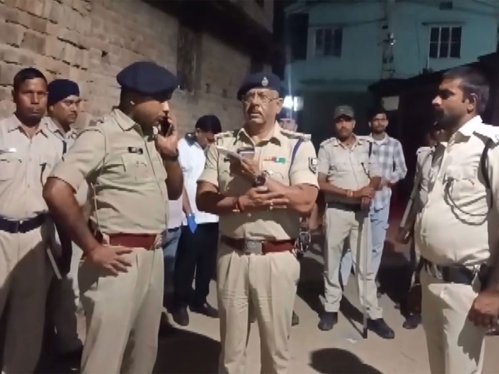  Danapur SDPO Amrendra Kumar Jha and Maner Police team. (Photo/ANI)
