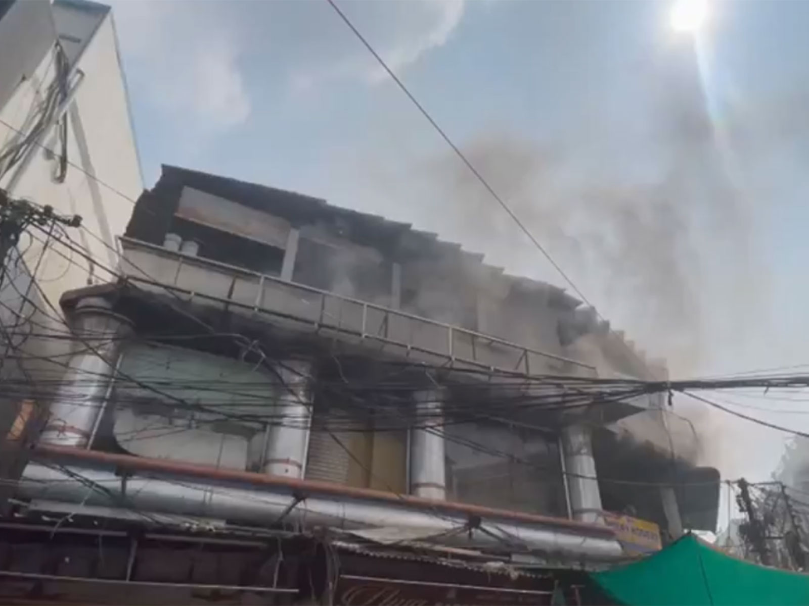 Fire breaks out at cloth shop (Photo/ANI)