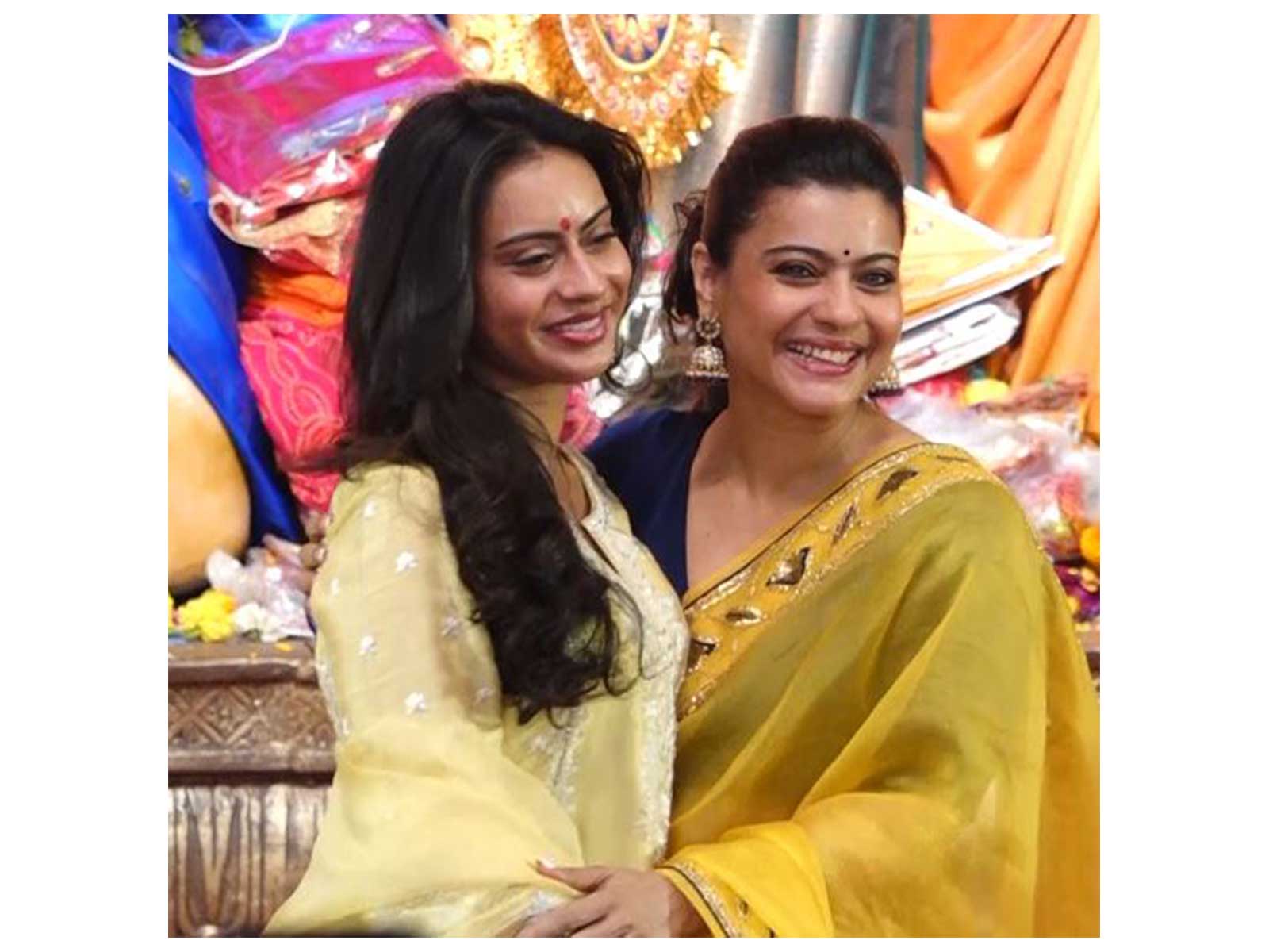 Actor Kajol with daughter Nysa (Image source: ANI)