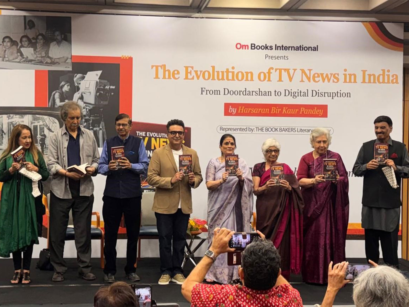 Surya Prakash launches Harsaran Bir Kaur Pandey's book
