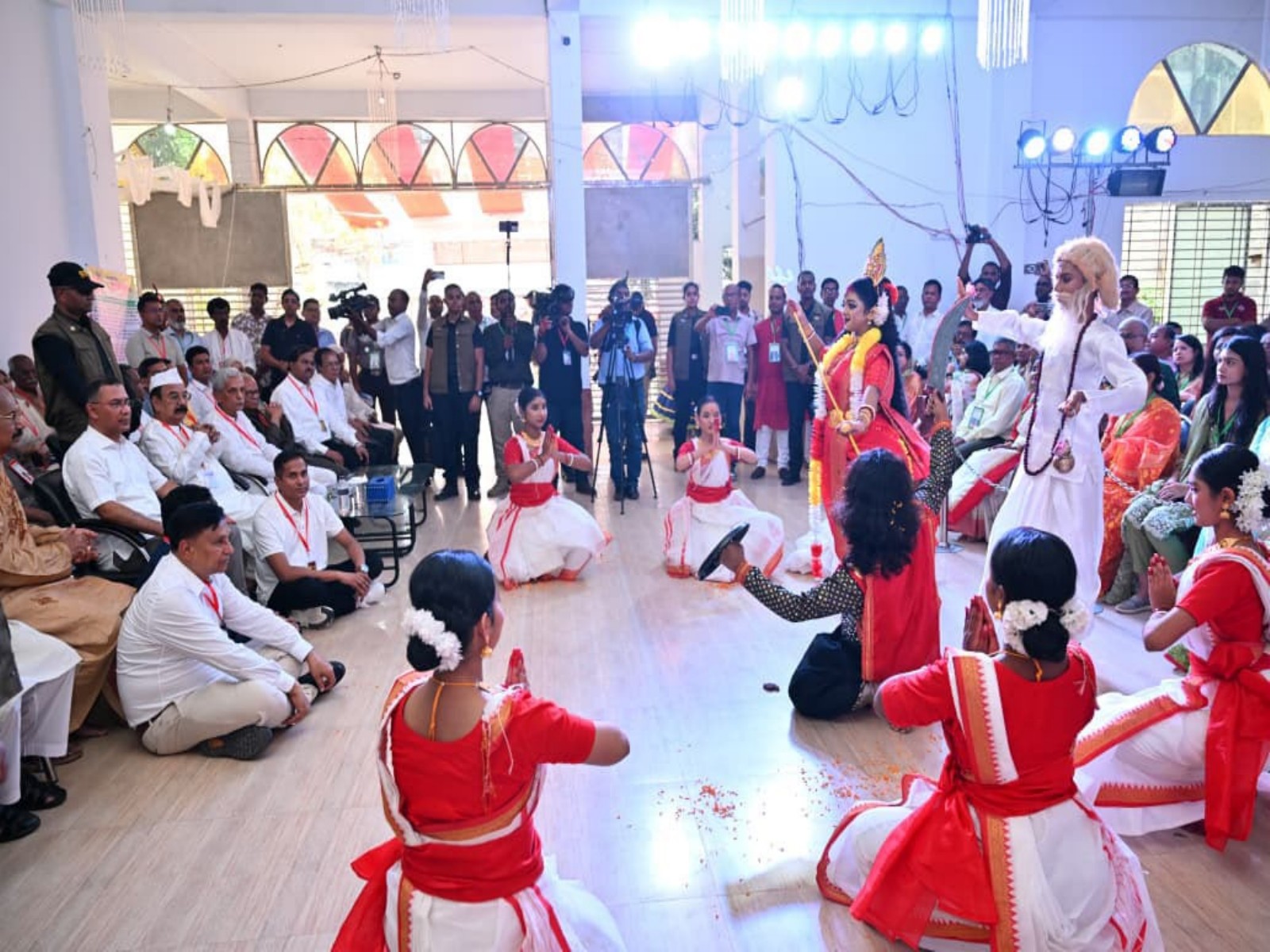 Bangladesh PM Tarique Rahman visits Durga Puja pandal in Rangpur (Photo/Bangladesh OM office)