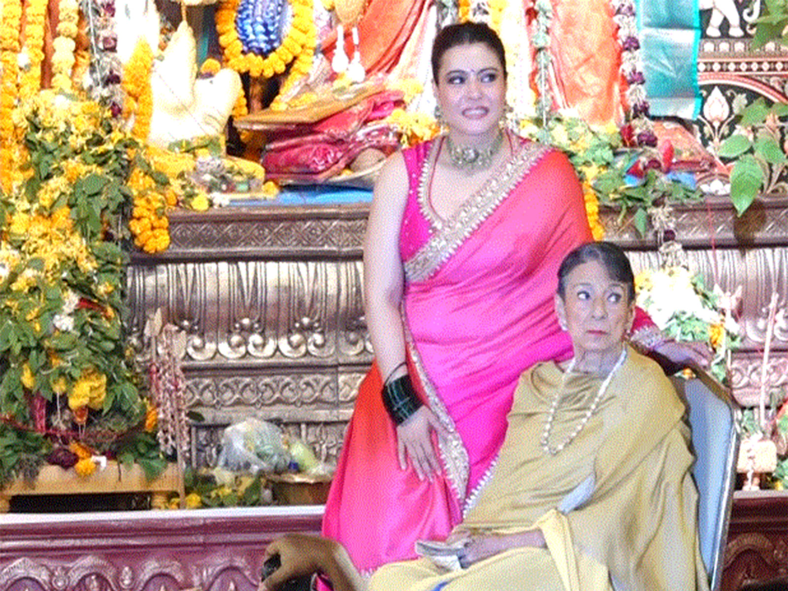 Kajol with her mom Tanuja (Image source: ANI)