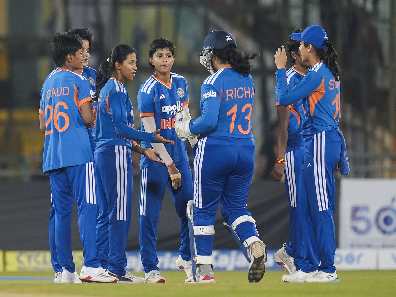 India women's cricket team celebrating (Photo: X/@BCCIWomen)