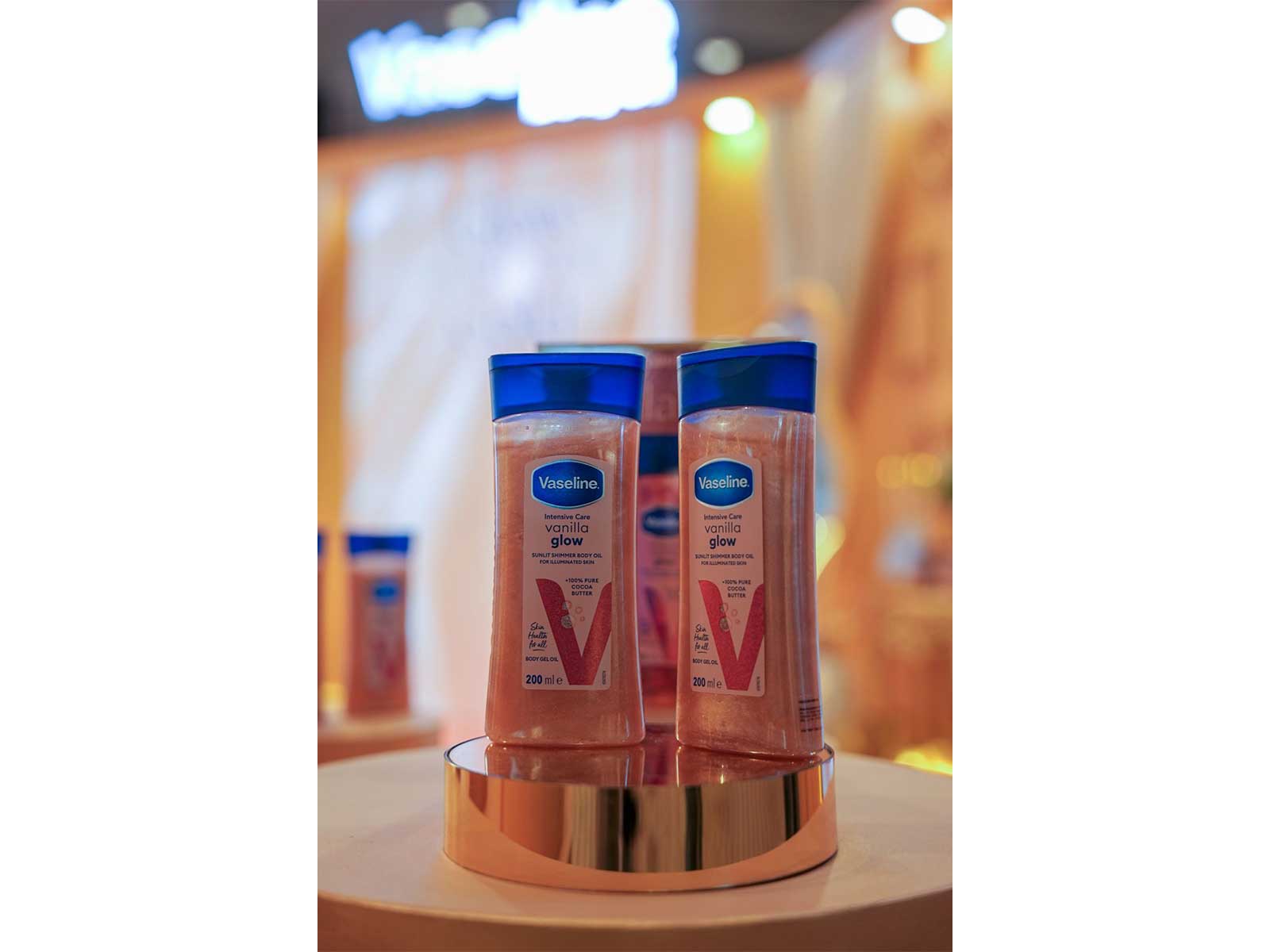 Vaseline introduces ‘Glow Is The New Gold’, bringing body care and radiant skin into the fashion conversation at Lakmē Fashion Week in Partnership with FDCI