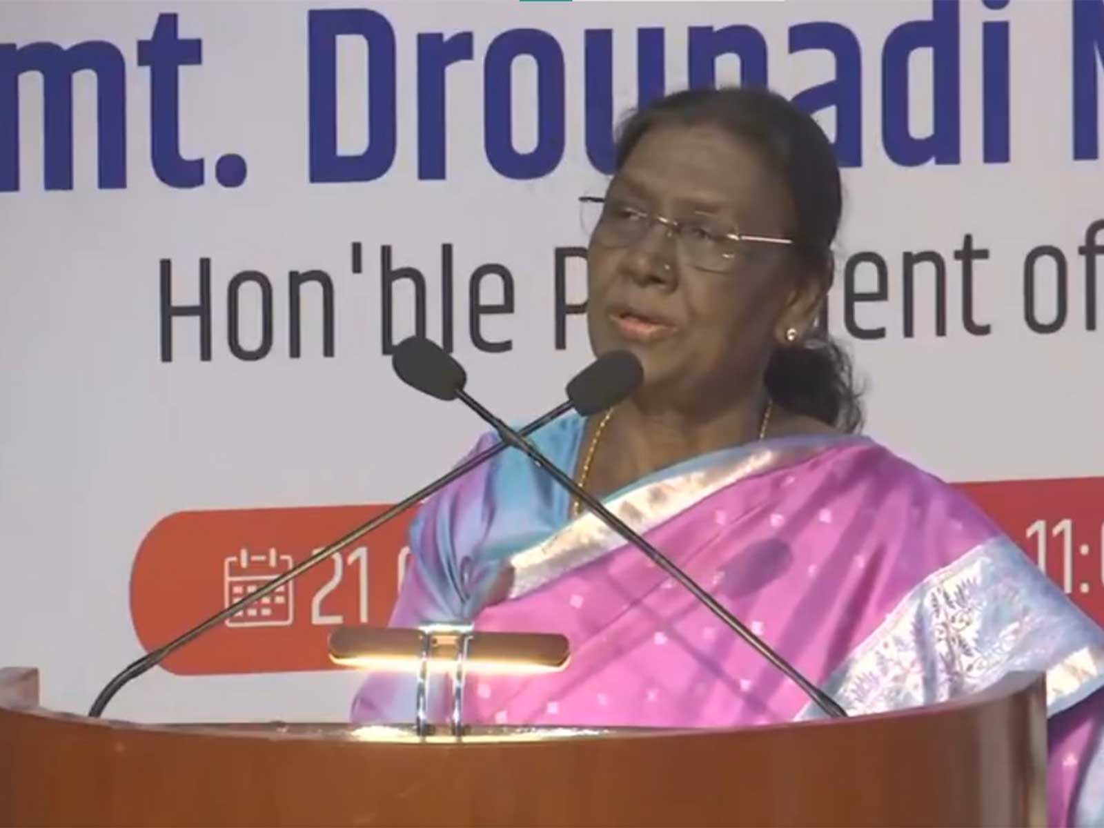  President Droupadi Murmu addresses the award ceremony of the 65th National Exhibition of Art in Delhi (Photo: ANI)