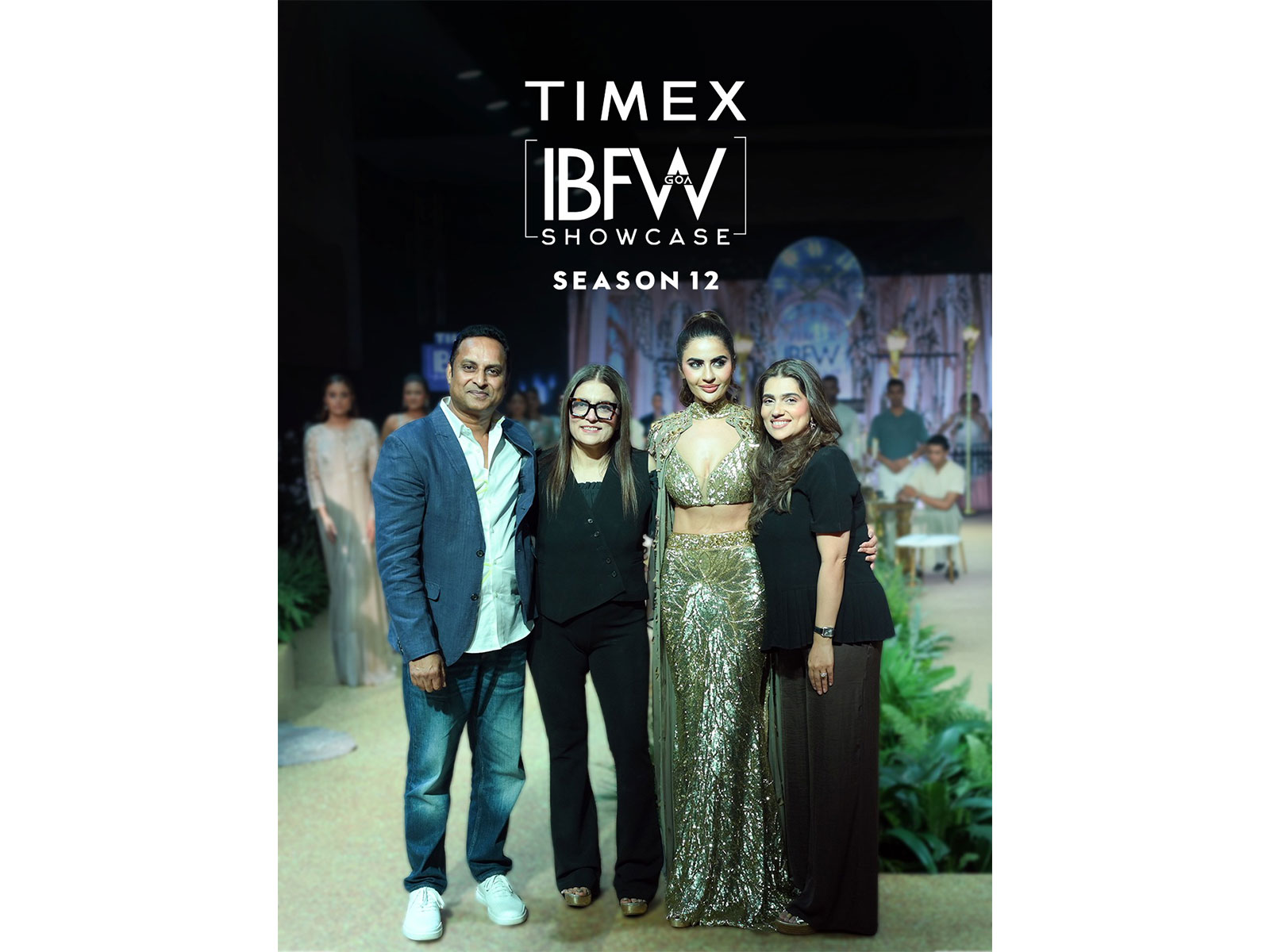 Timex IBFW 2026 Grand Finale Moments: (L -R): Mr Deepak Chhabra, MD Timex Group India, Reynu Taandon & Nikhita with showstopper Deepti Sadhwani