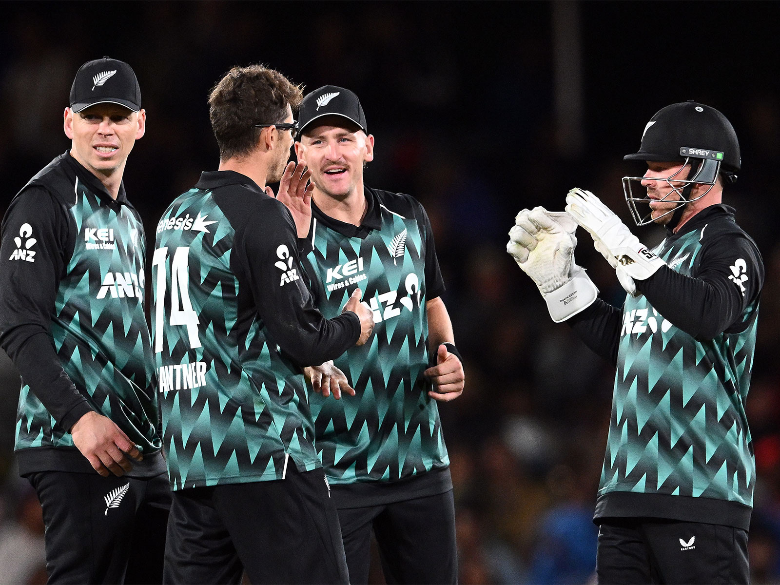 New Zealand skipper Mitchell Santner and teammates. (Photo/ANI) 