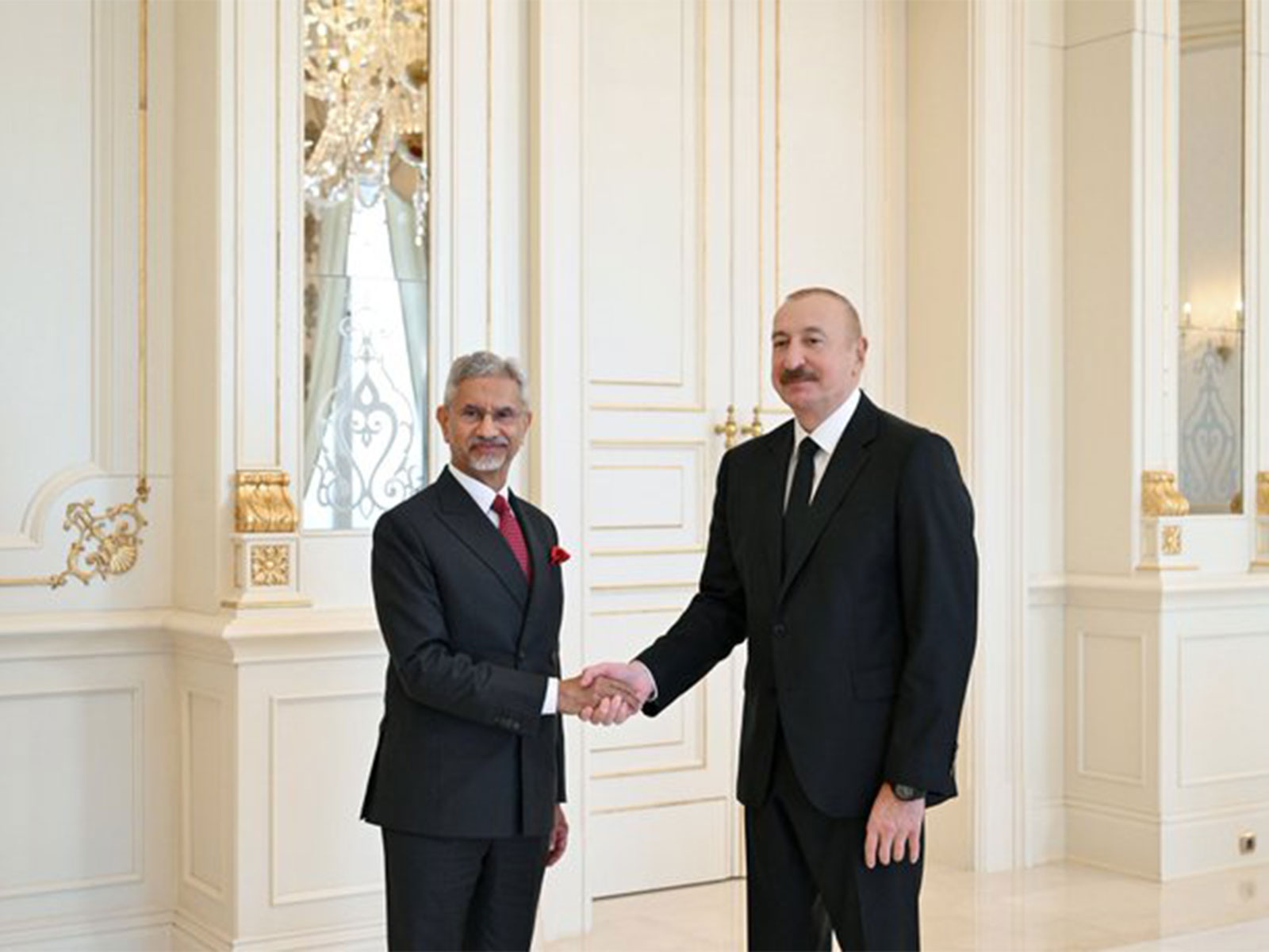 EAM S jaishankar meets Azerbaijan President Ilham Aliyev in Baku (Photo/X/@DrSJaishankar)