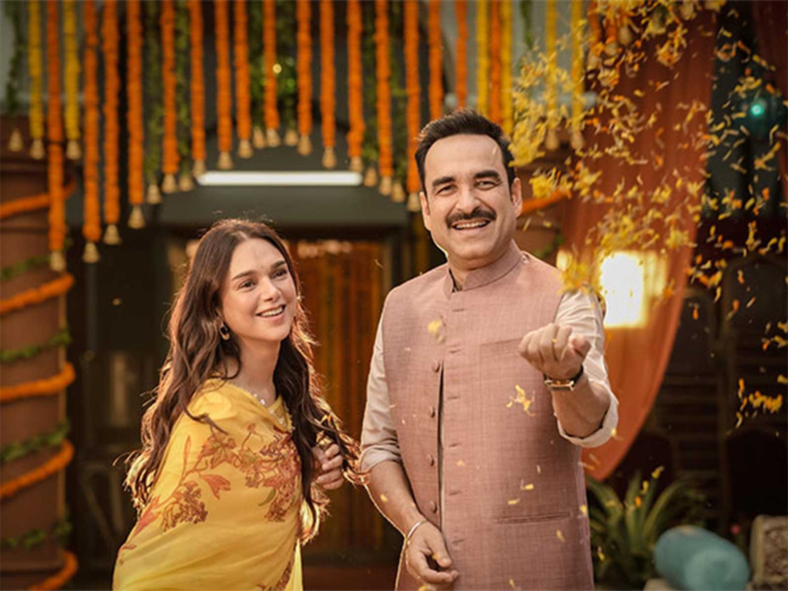 Pamkaj Tripathi and Aditi Rao Hydari (Photo/Instagram/@pankajtripathi)