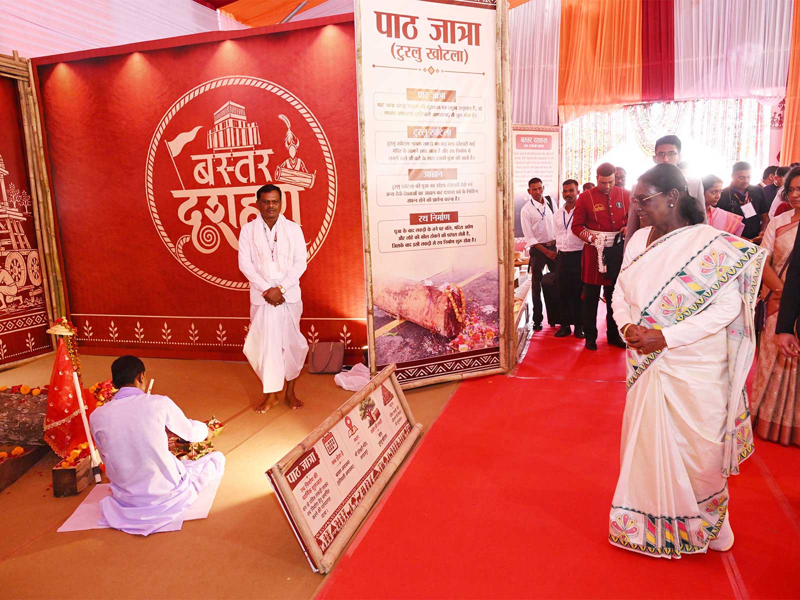 President Murmu attends Bastar Dussehra programme (Photo/@rashtrapatibhvn)