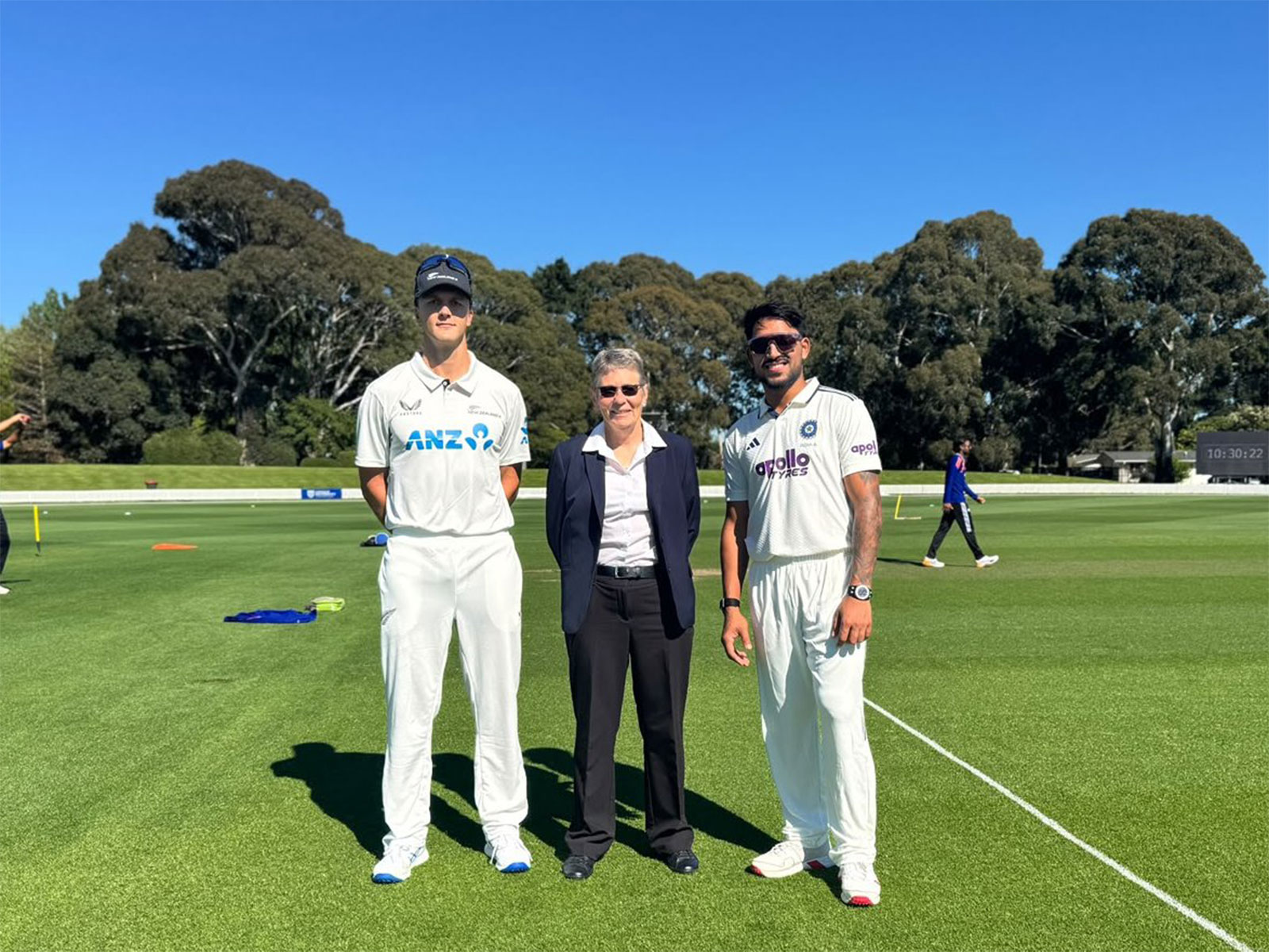 New Zealand A skipper Rhys Mariu (L) with India A captain Dhruv Jurel (R). (Photo: X/ @BCCI)