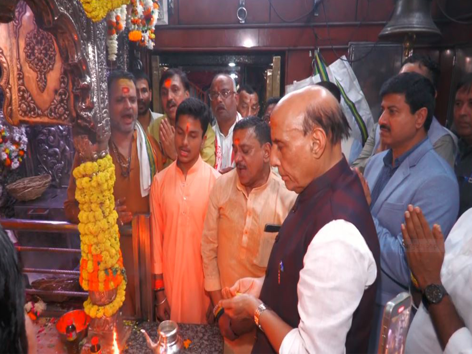 Rajnath Singh visits Kaal Bhairav temple in Varanasi  (Photo/ANI)