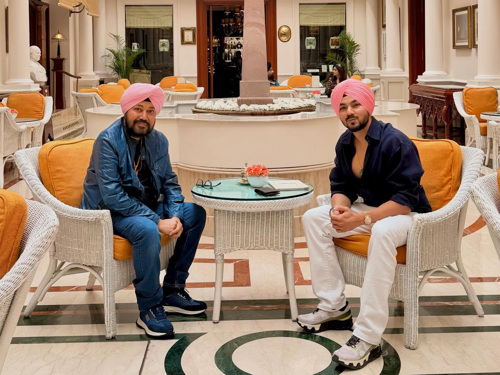 Daler Mehndi with son Gurdeep Mehndi (Photo/Instagram@GurdeepMehndi)
