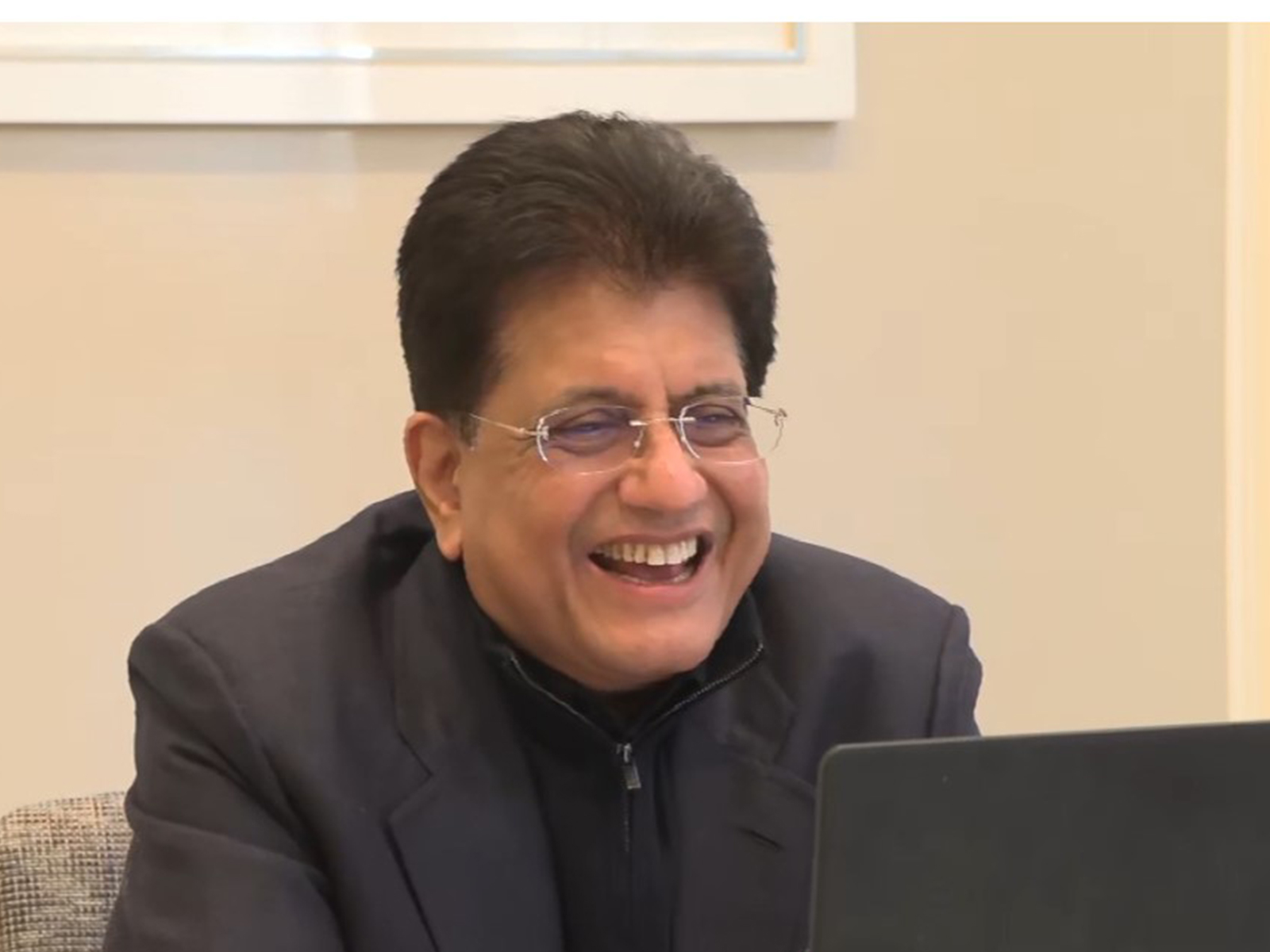 Union Commerce and Industry Minister Piyush Goyal interacts with Indian diaspora in Amsterdam (Photo/ANI)