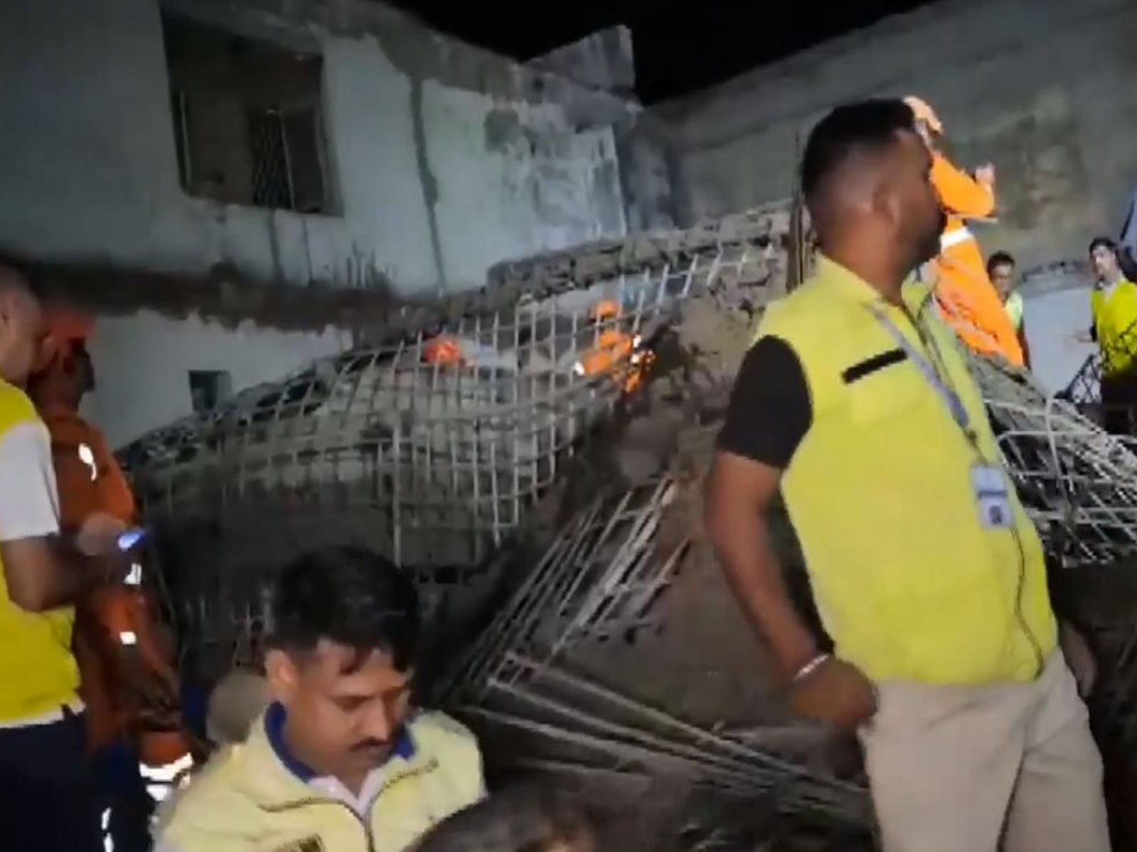 Rescue team at the collapse site (Photo/ANI)