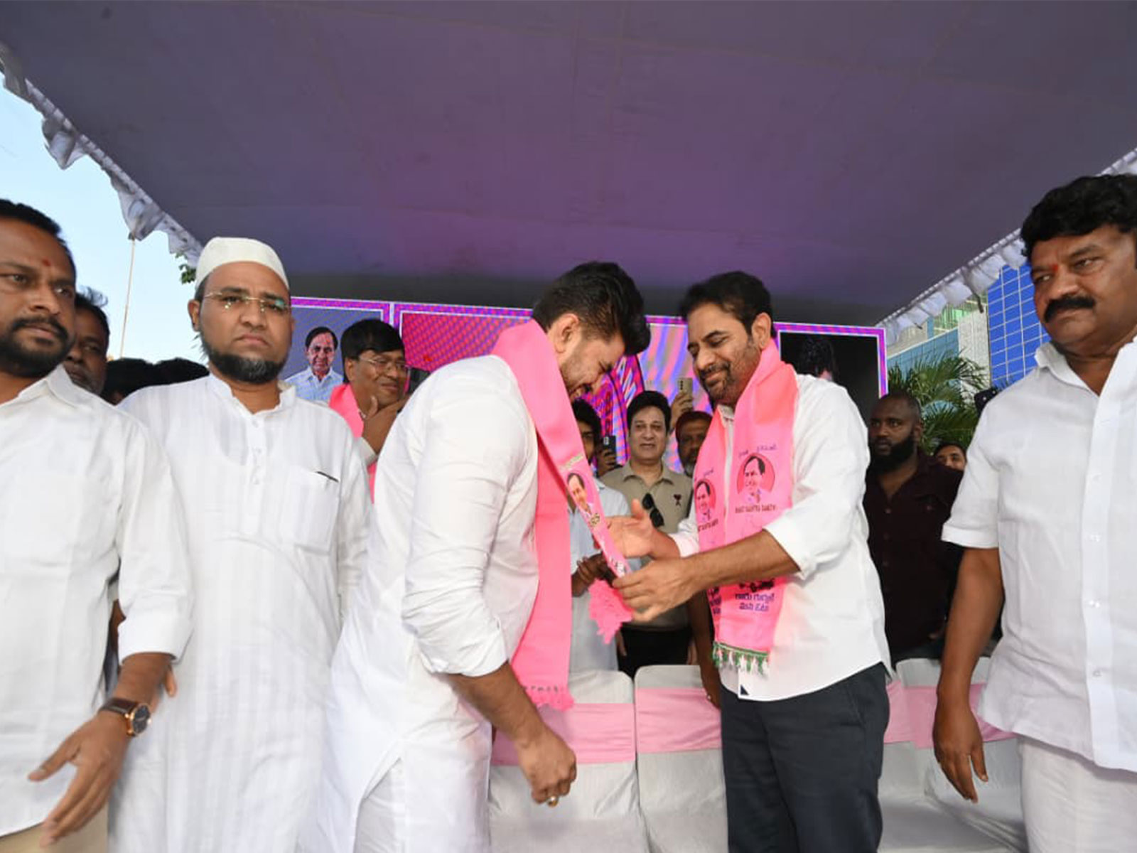 Zibran Shareef joins BRS in presence of party's working president KT Rama Rao (Photo/BRS)