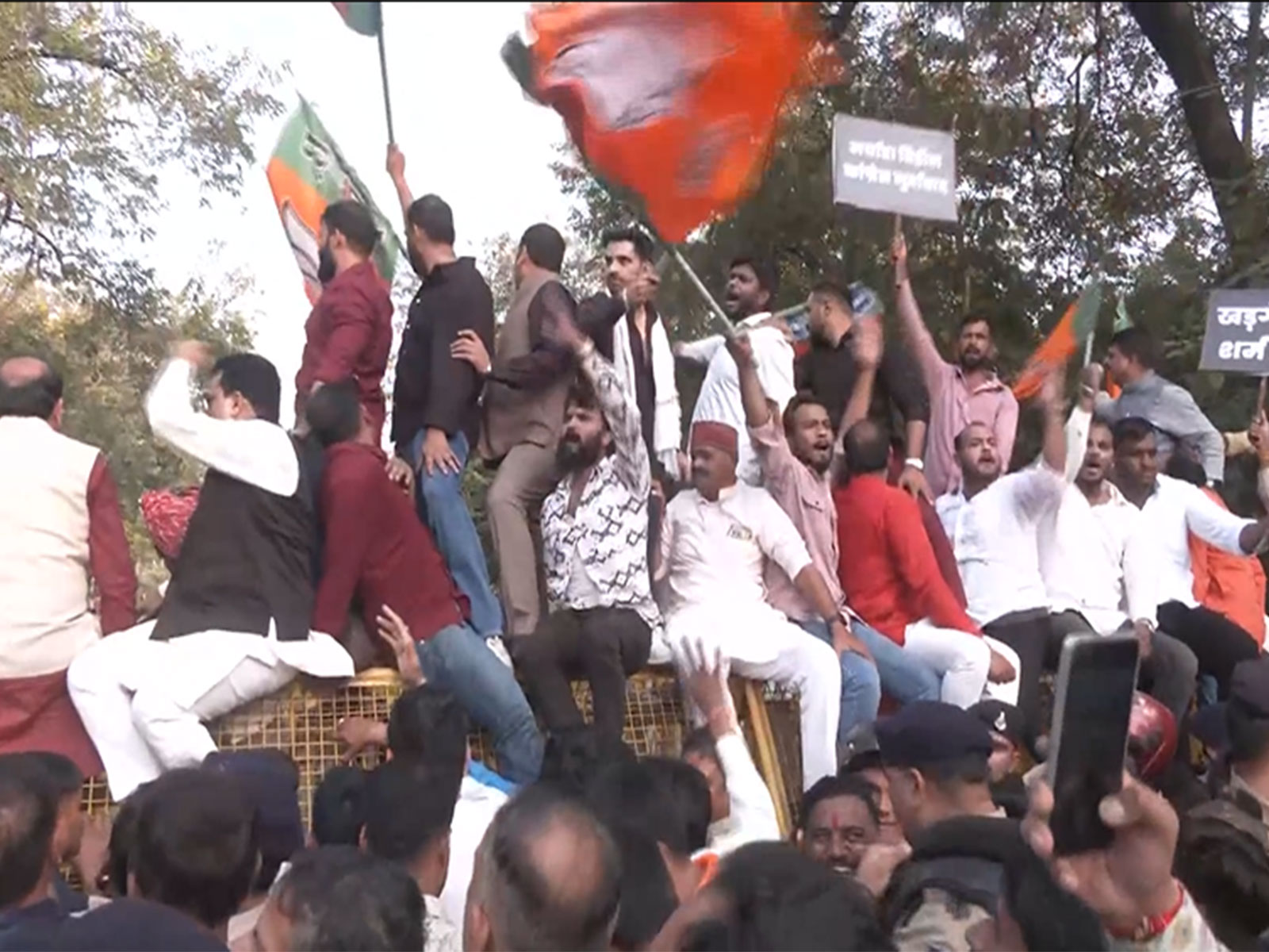 MP BJP protests against Congress in Bhopal (Photo /ANI)
