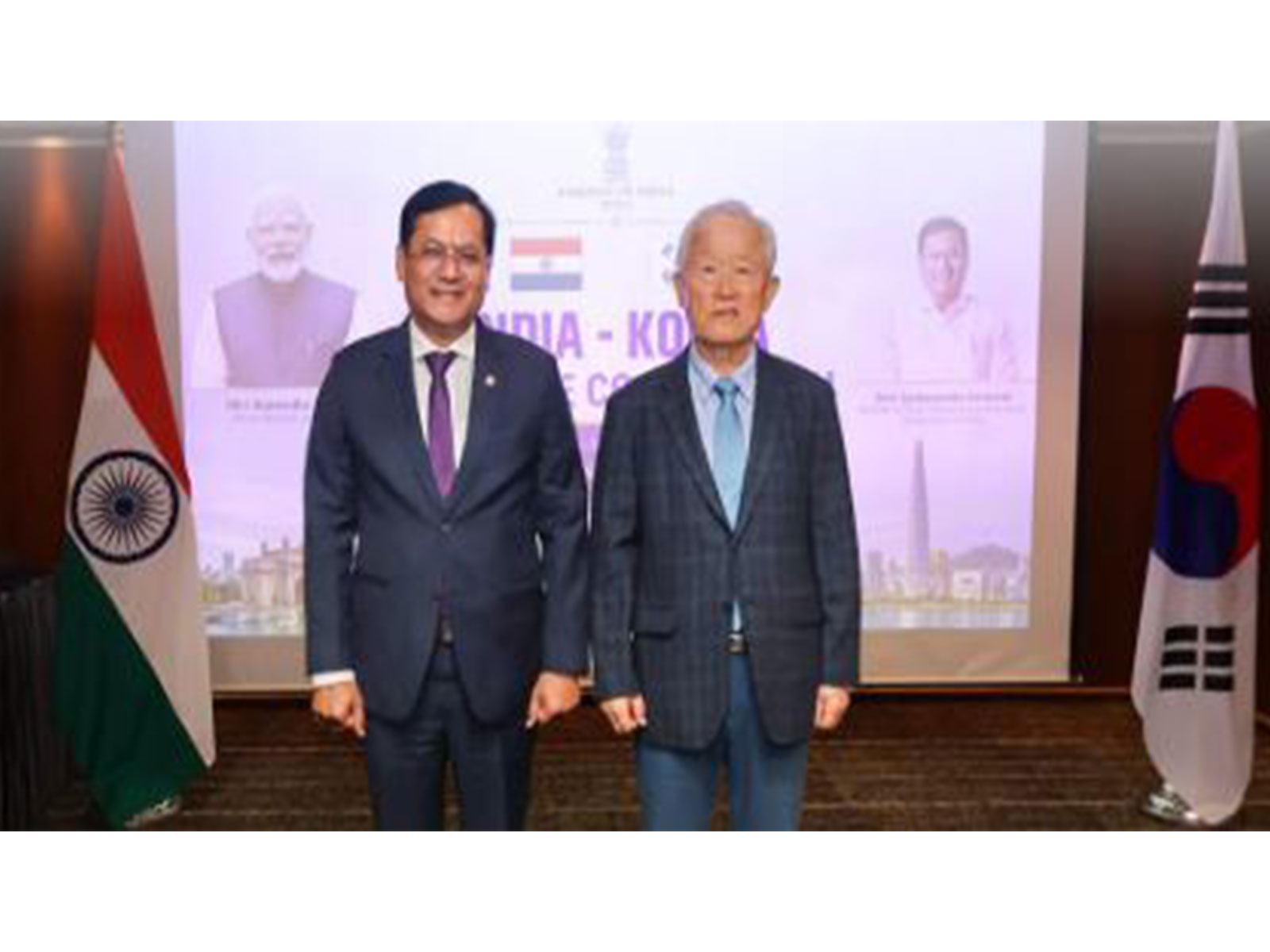 Sarbananda Sonowal. (Photo: shipmin_india)
