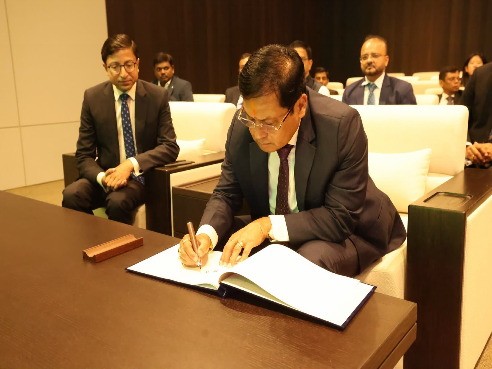 Union Minister of Ports, Shipping and Waterways Sarbananda Sonowal  (Photo/ Ministry of ports, Shipping and waterways)
