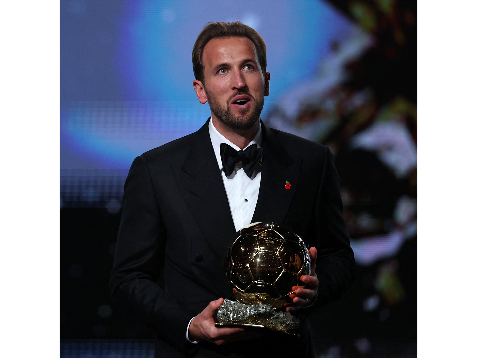 Harry Kane with 2026 Men's Ballon d'Or title (Photo: X/@FCBayernEN)